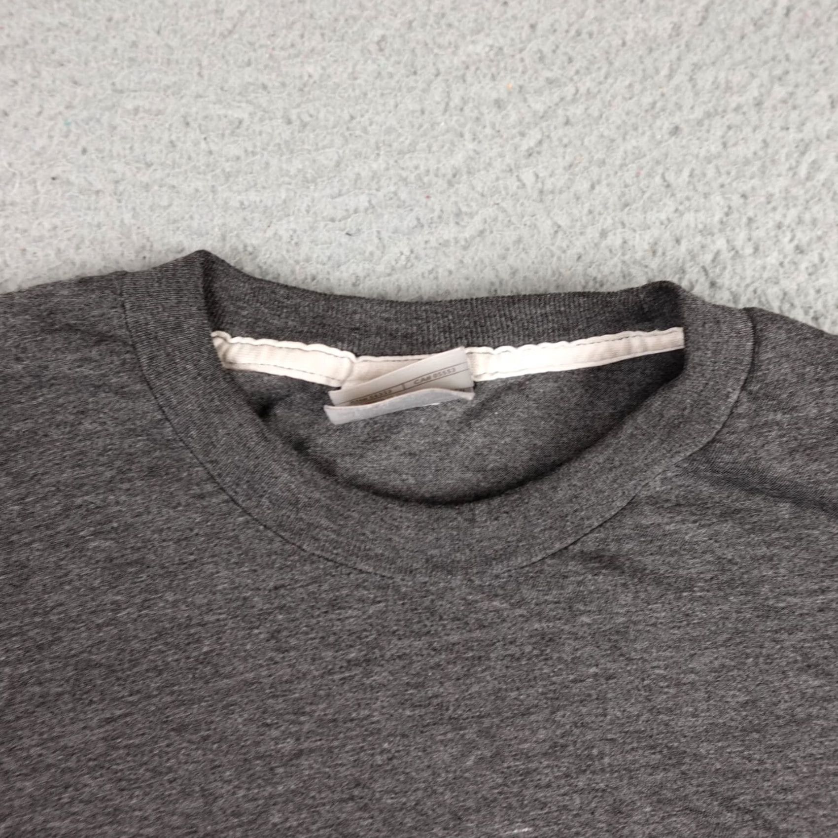Nike VINTAGE Nike Shirt Mens L Gray Short Sleeve Performance Short Sleeve Y2K Size US L / EU 52-54 / 3 - 5 Thumbnail
