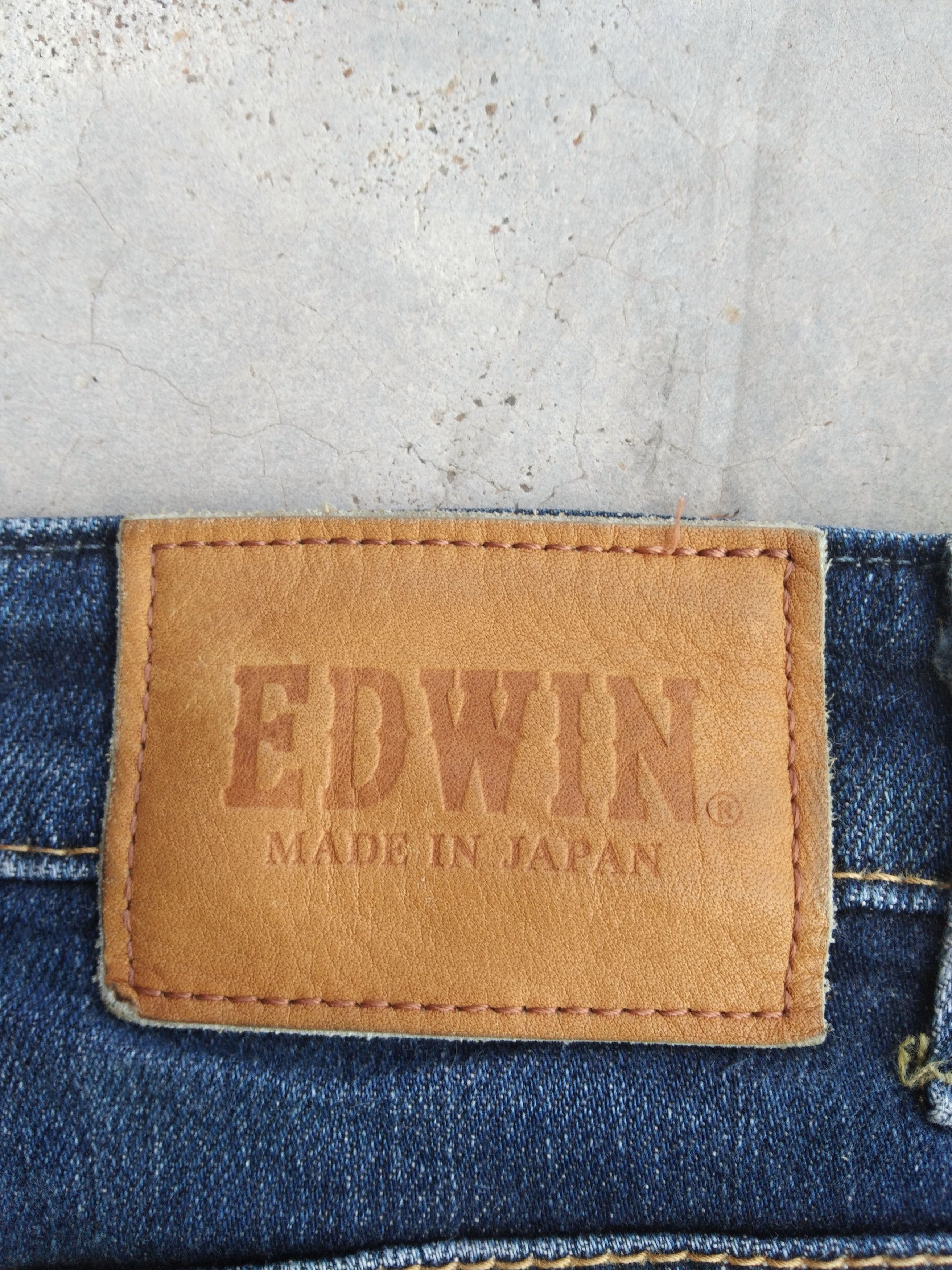 Japanese Brand Vintage Faded Blue Edwin Distressed Jeans 33x28.5 Size US 33 - 5 Thumbnail