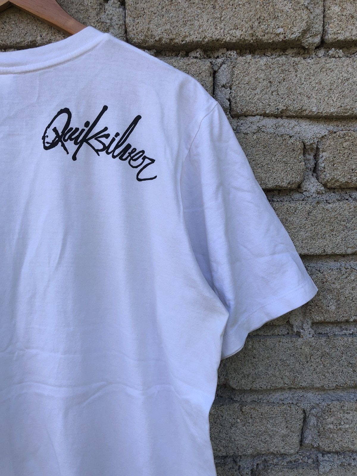 Quiksilver Vintage Y2K Quiksilver All Logo Surfing Tshirt Size US L / EU 52-54 / 3 - 13 Thumbnail