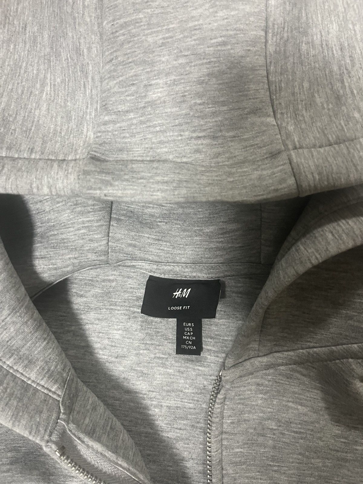 H&M Grey SCUBA H&M zipper Size US M / EU 48-50 / 2 - 2 Thumbnail