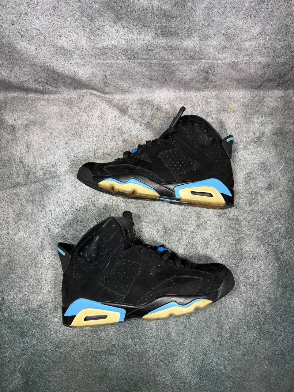 Jordan Brand Size 10.5 | Jordan 6 UNC With Box | Pre-Owned Size US 10.5 / EU 43-44 - 7 Thumbnail