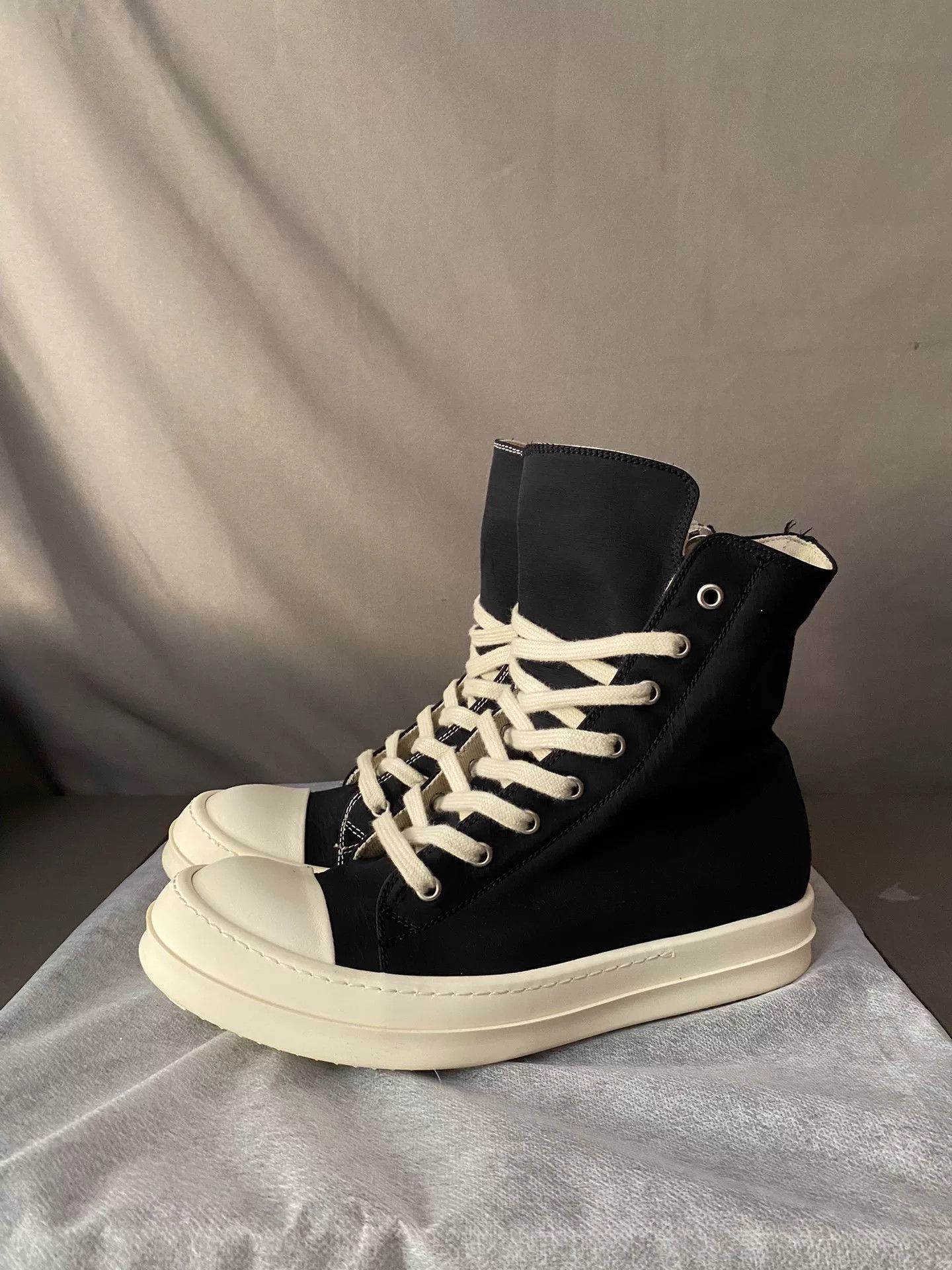 Rick Owens rick owens high-top sneakers in black and cream Size US 8.5 / EU 41-42 - 1 Thumbnail
