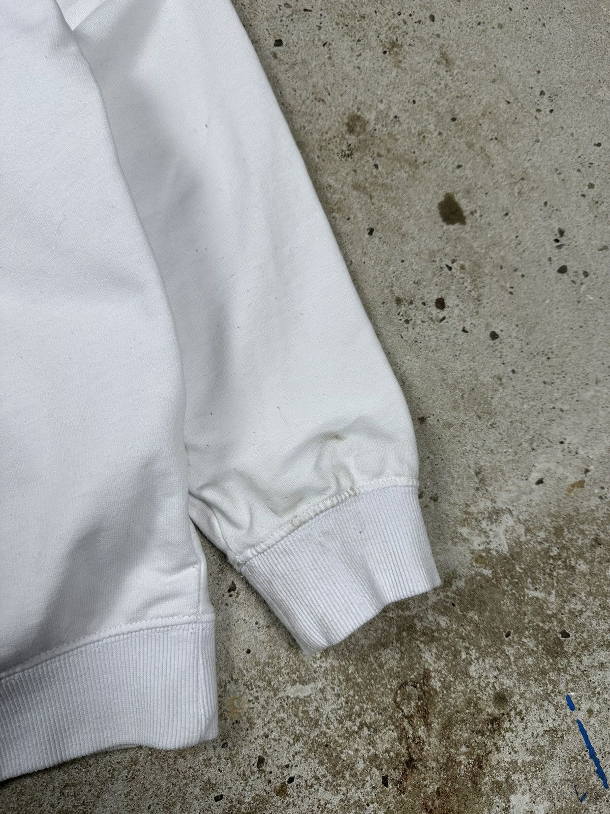 Marlboro Vintage Y2K Marlboro Big Logo White Hoodie Sweatshirt Size US L / EU 52-54 / 3 - 11 Thumbnail