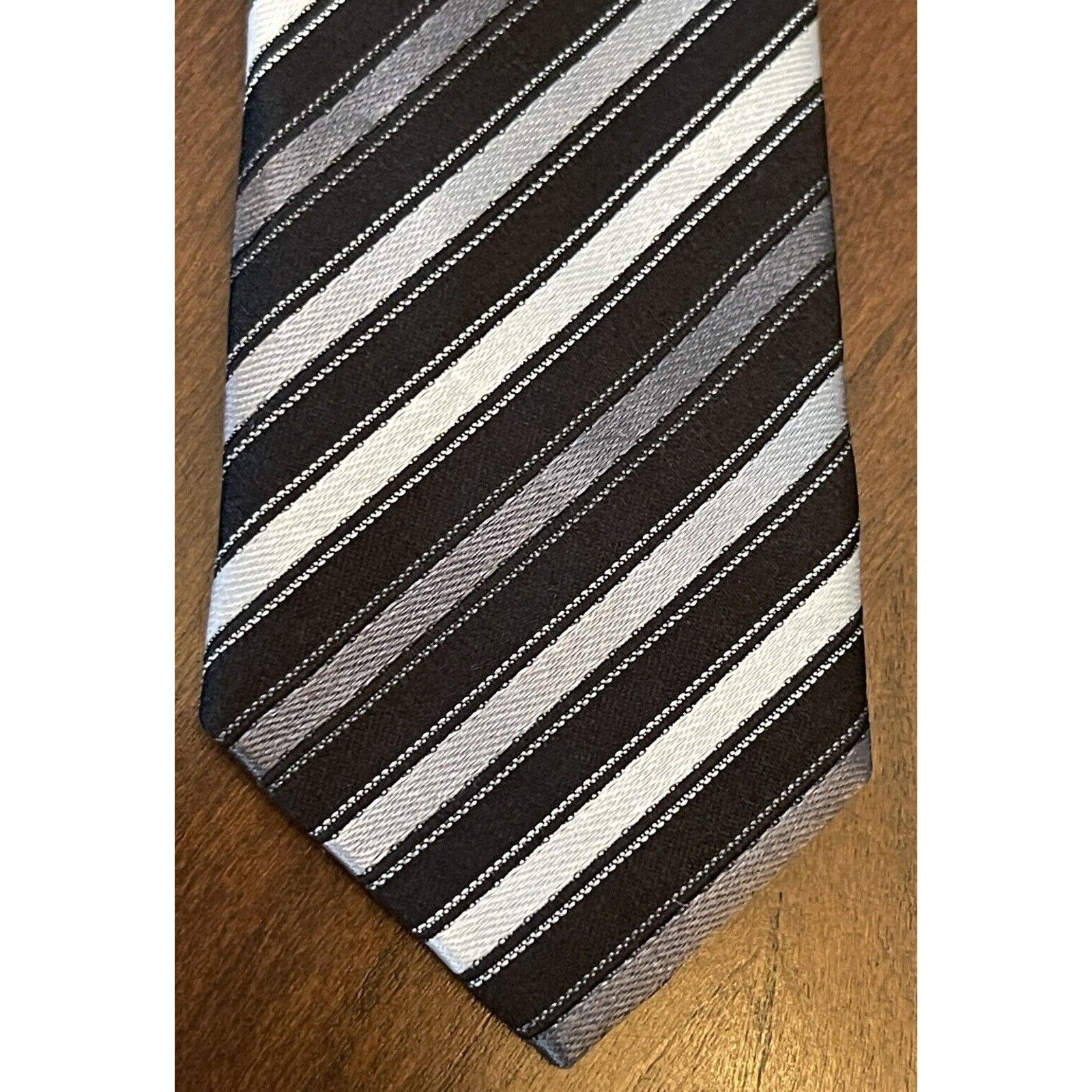 Geoffrey Beene Geoffrey Beene Gray Black Hand Made 100% Silk Made In China Size ONE SIZE - 6 Thumbnail