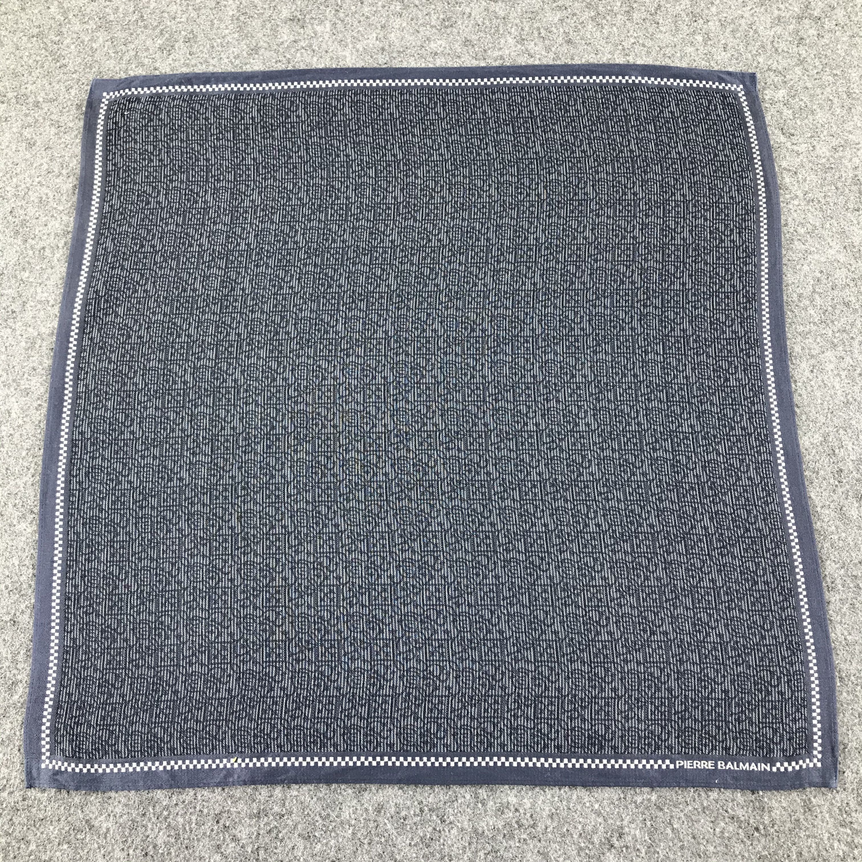 Pierre Balmain × Vintage Pierre Balmain Handkerchief Neckerchief Bandana H176 Size ONE SIZE - 1 Thumbnail
