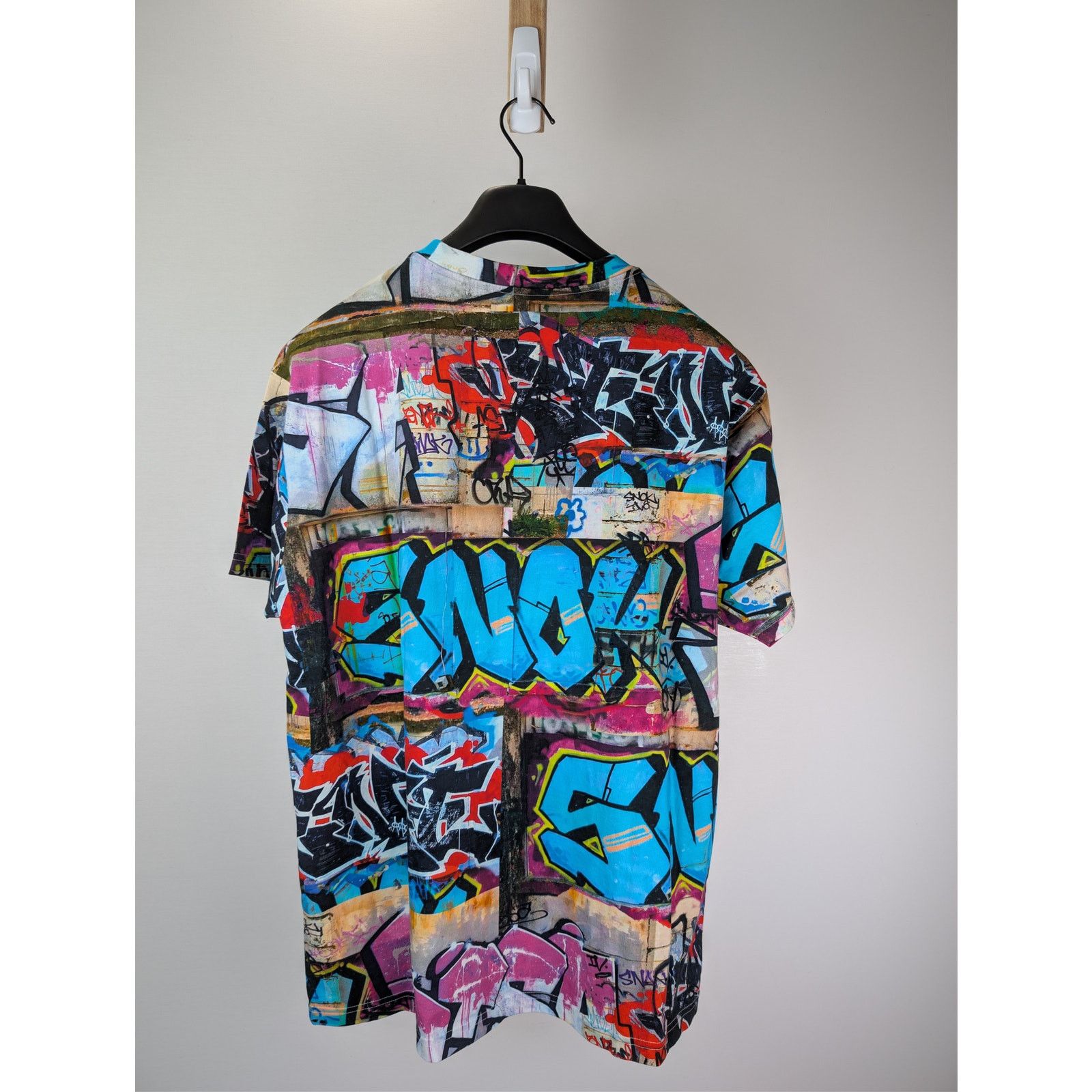 Vivienne Westwood o1rshd1 Classic Graffiti Print T-Shirt in Multiolor Size US XL / EU 56 / 4 - 9 Thumbnail