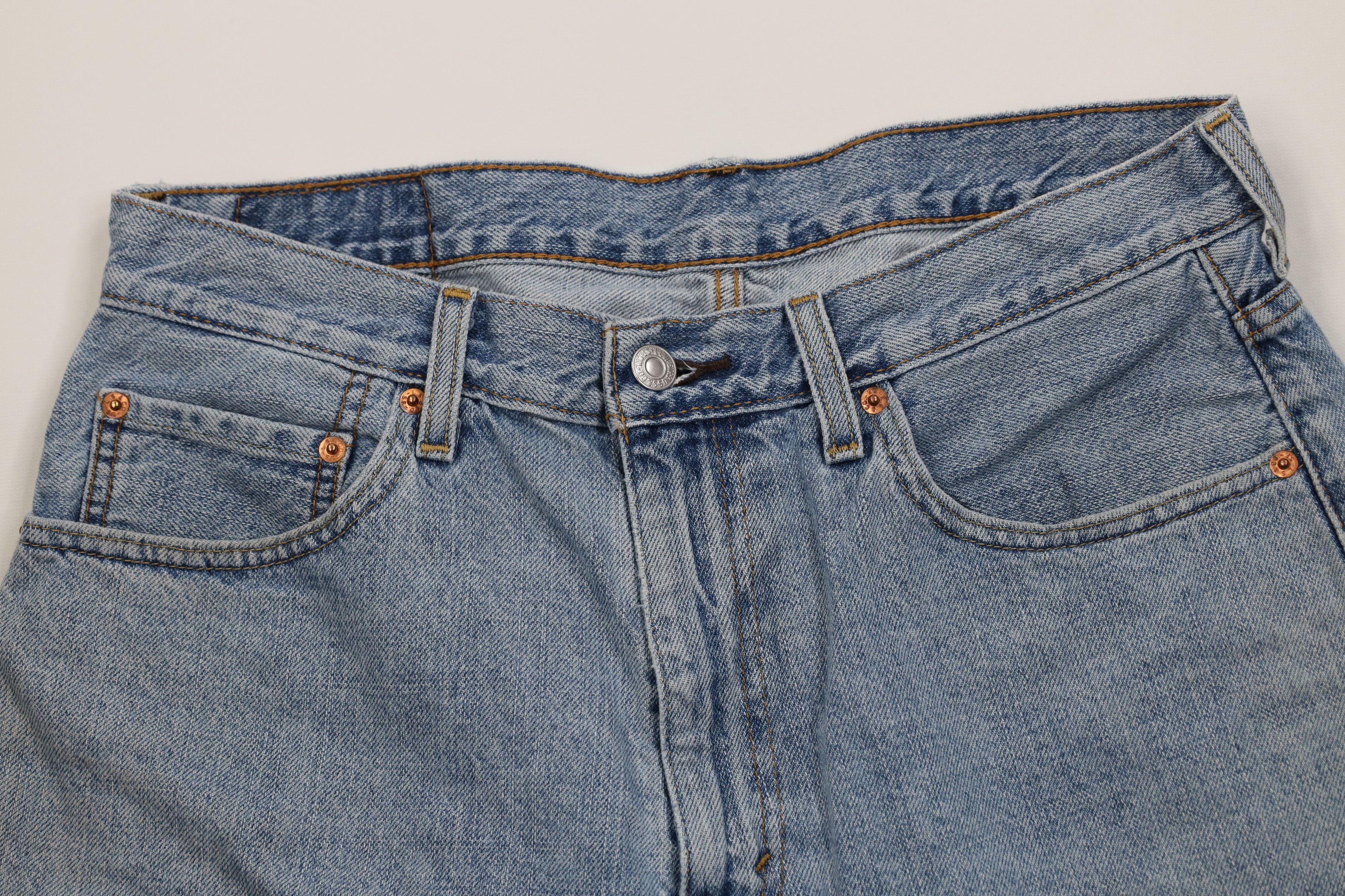 Levi's Vintage Y2K Levis 550 Relaxed Fit Denim Jean Shorts Jorts Size US 34 / EU 50 - 2 Thumbnail