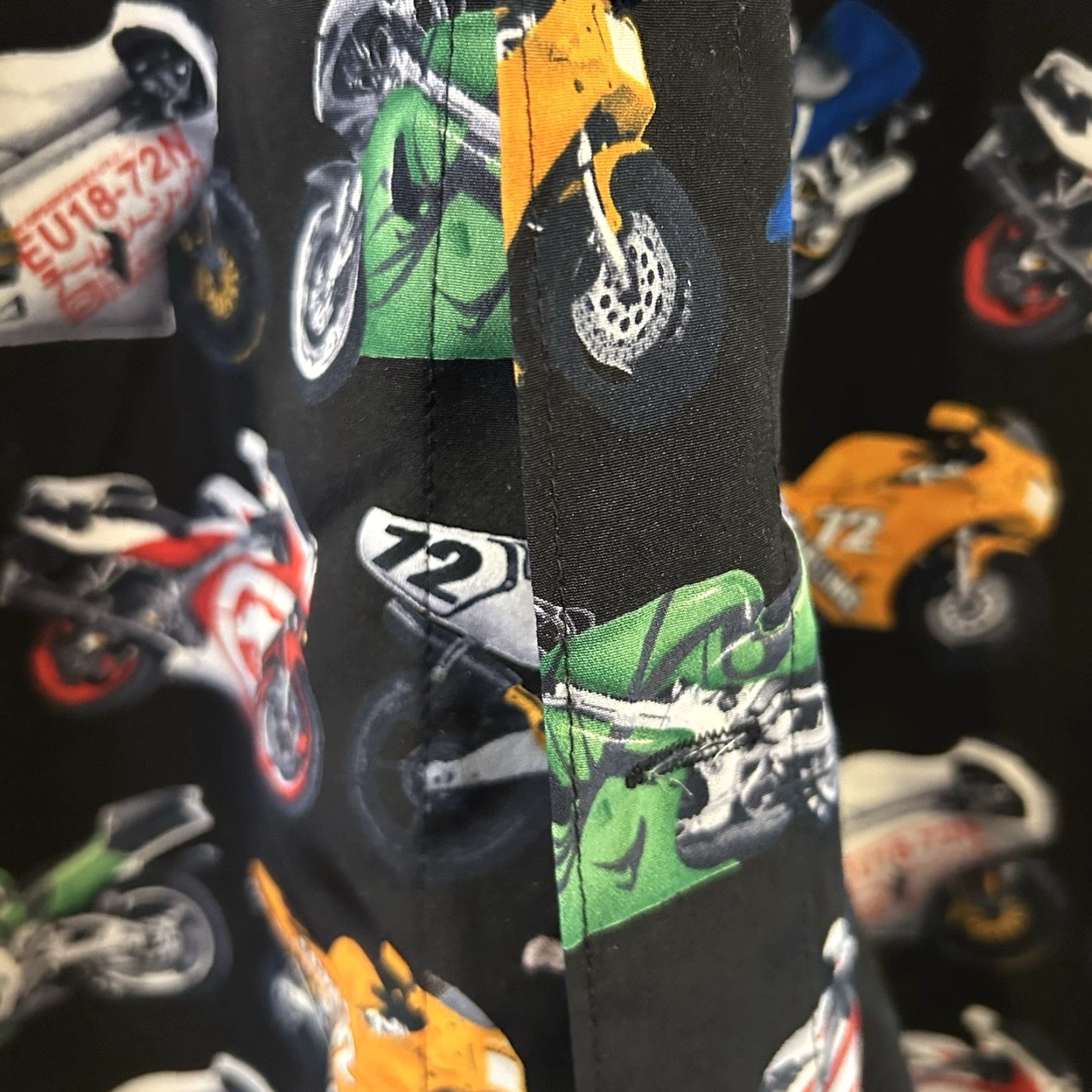 Ecko Unltd. VINTAGE Ecko Unltd. Men Shirt XL Black Short Sleeve Button-Up Graphic Print Motorcycle Racing 90s? (Not adding decade unless in title). Size US XL / EU 56 / 4 - 4 Thumbnail