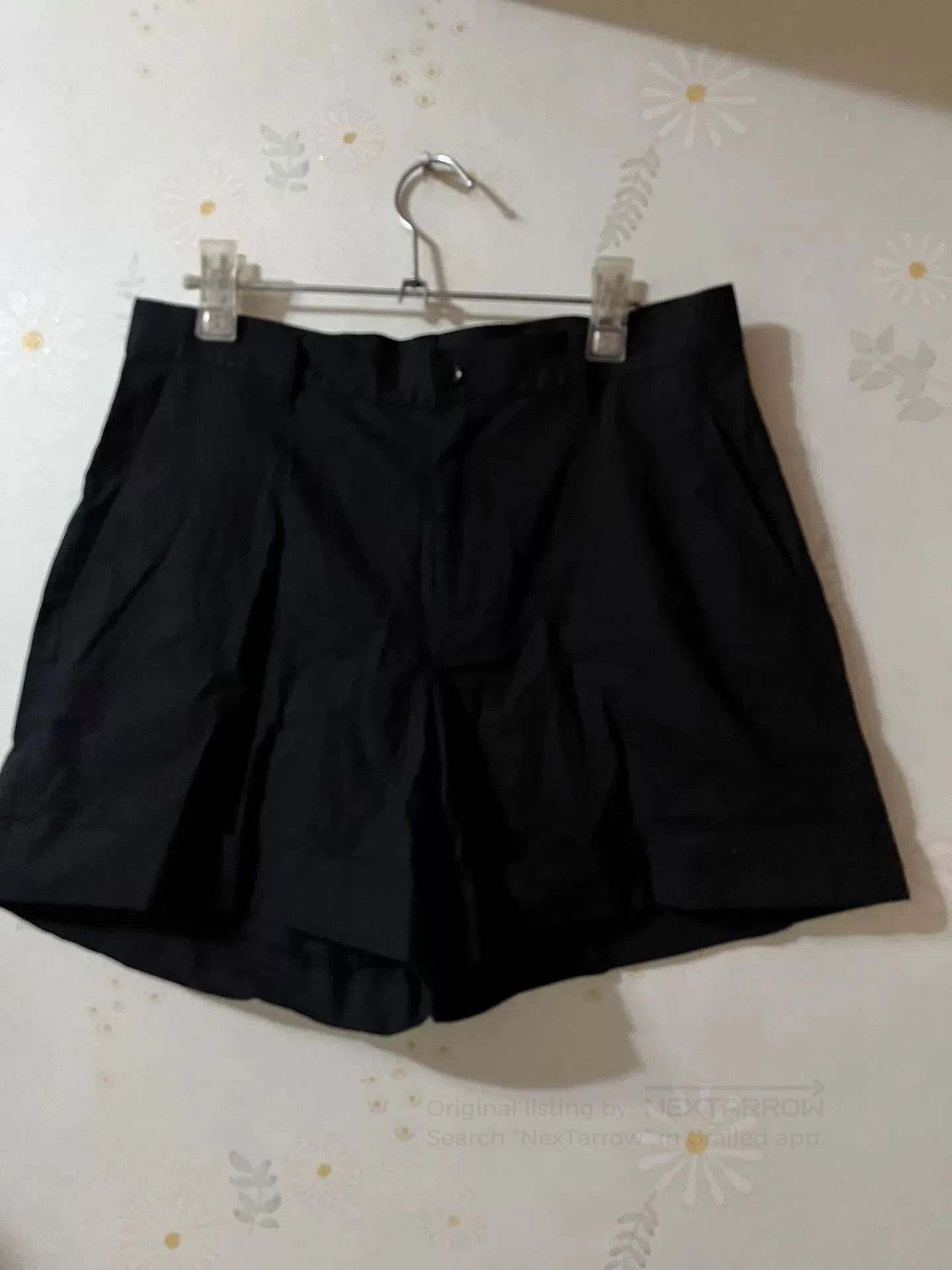 Yohji Yamamoto Yohji Yamamoto Black Shorts. Size US 26 / EU 42 - 1 Thumbnail
