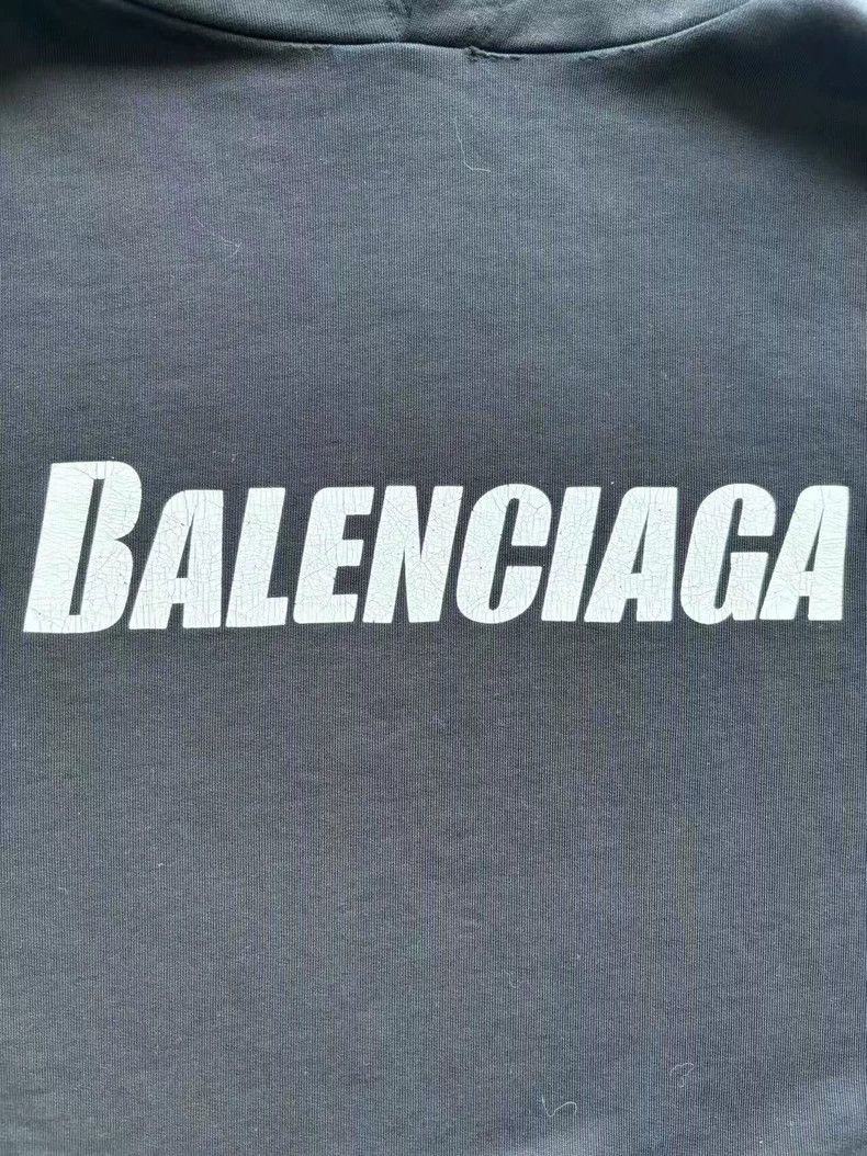 Balenciaga Balenciaga Monogrammed hooded sweatshirt with long sleeves Size US XXS / EU 40 - 3 Thumbnail