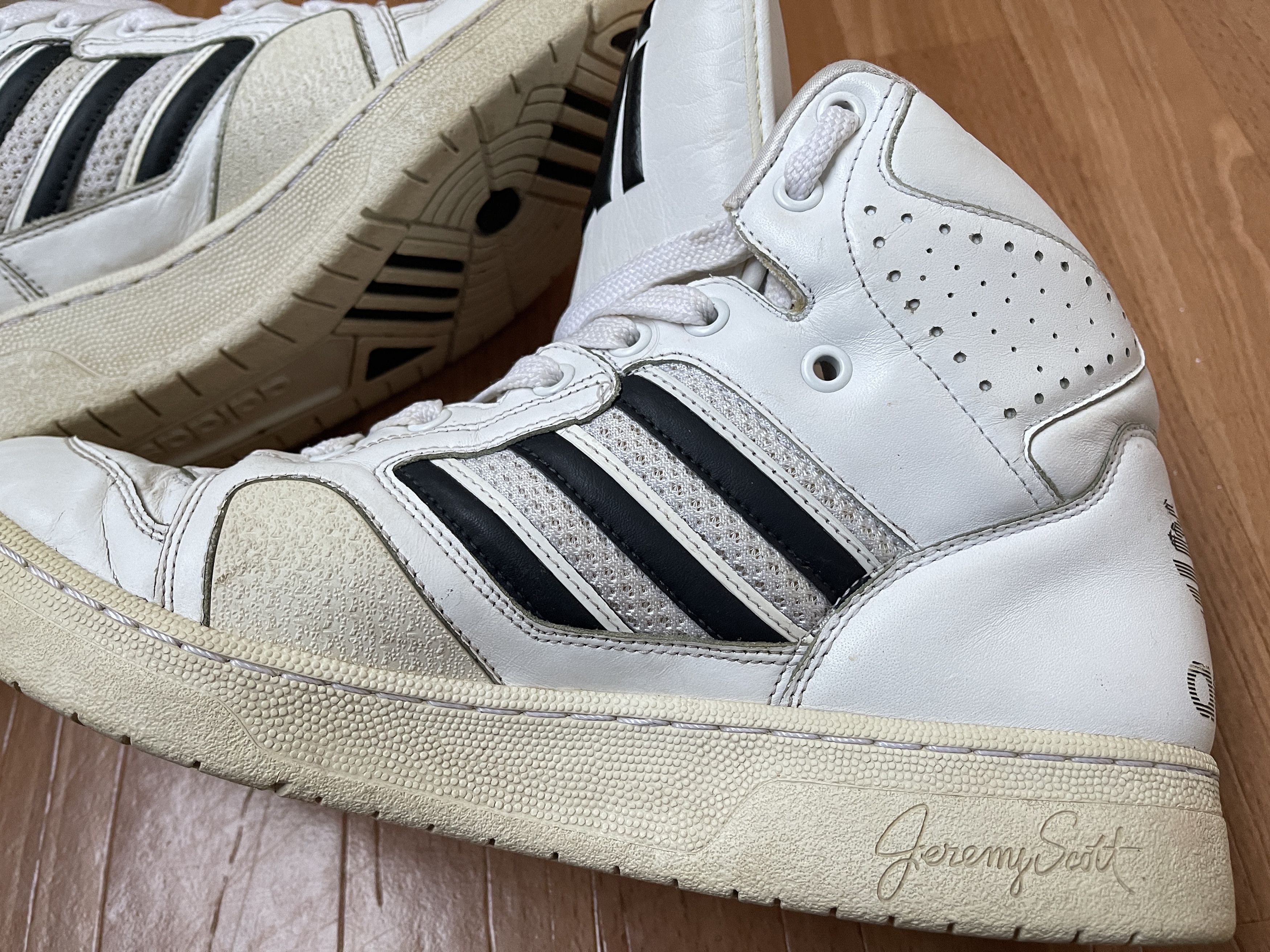 Adidas × Jeremy Scott Adidas sneakers, Jeremy Scott Instinct, Hi Top shoes, V24529 Size US 11.5 / EU 44-45 - 15 Thumbnail