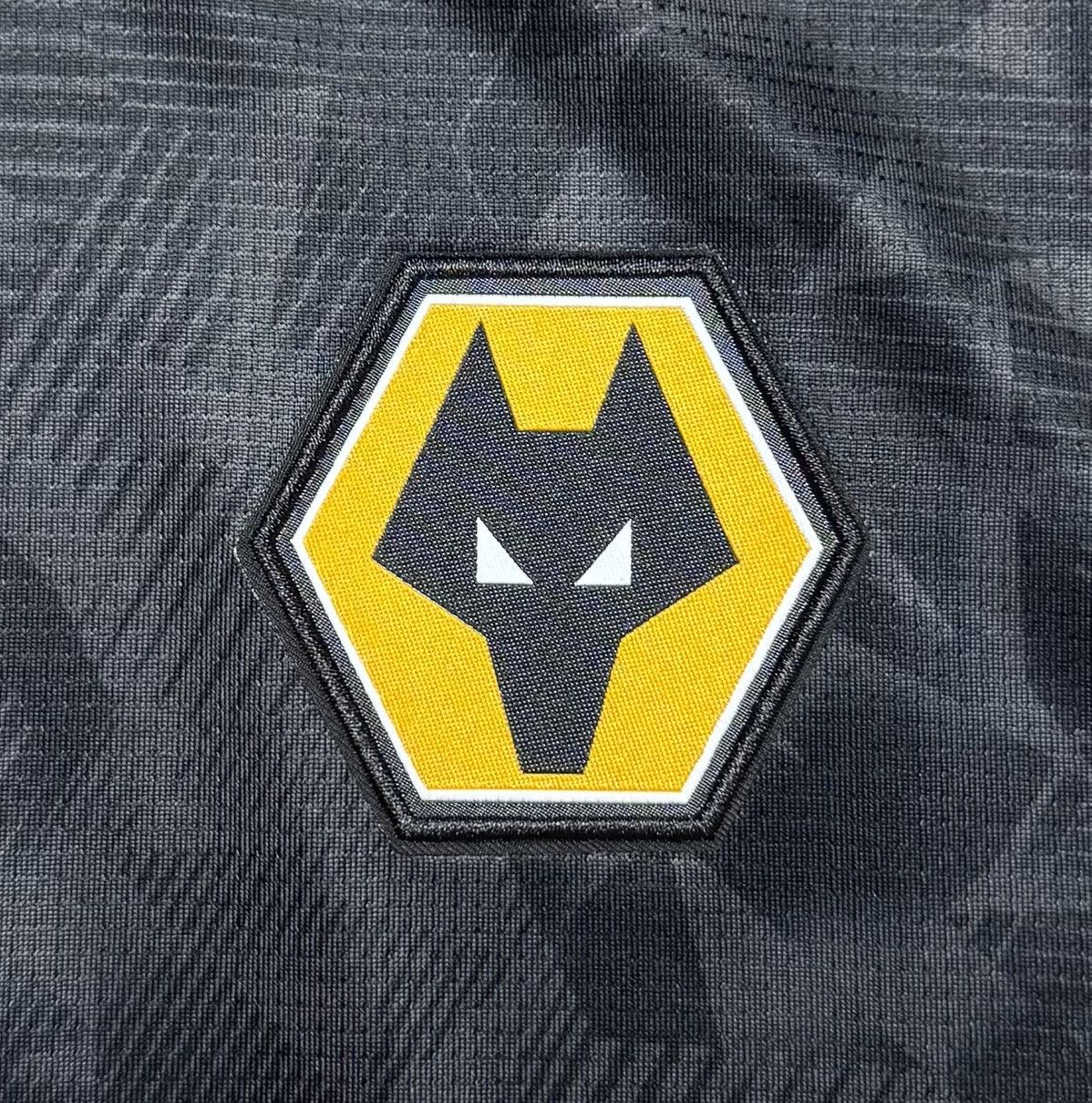 Castore Wolverhampton Wanderers FC 2023 2024 Shirt Jersey Castore Size US L / EU 52-54 / 3 - 9 Thumbnail