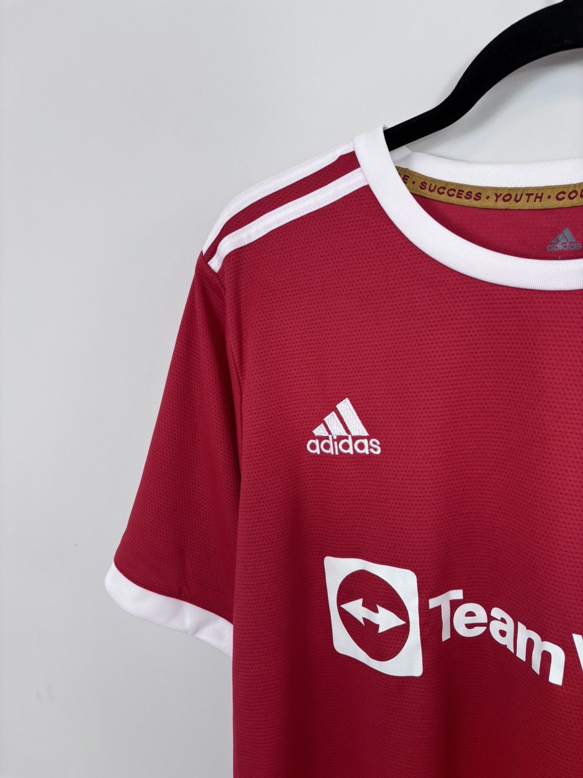 Adidas Adidas Manchester United NWT 2021/22 Toone #7 Soccer Jersey Size US L / EU 52-54 / 3 - 8 Thumbnail