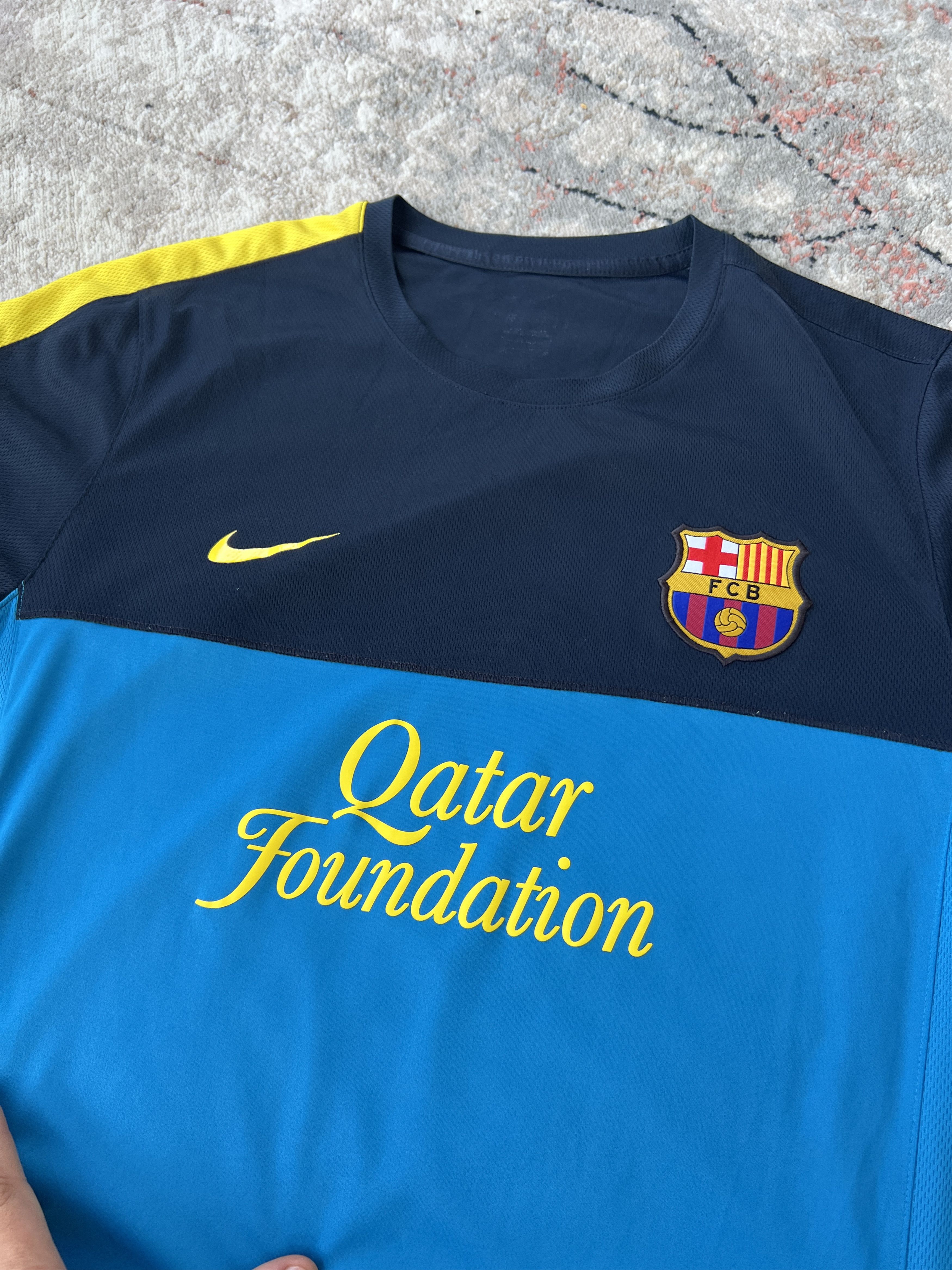 Nike Nike F.C. Barcelona Jersey Size US XL / EU 56 / 4 - 2 Thumbnail