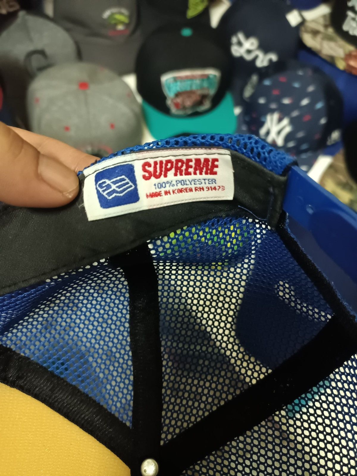 Supreme × Vintage Supreme Skyline 2003 Trucker Hat Size ONE SIZE - 4 Thumbnail