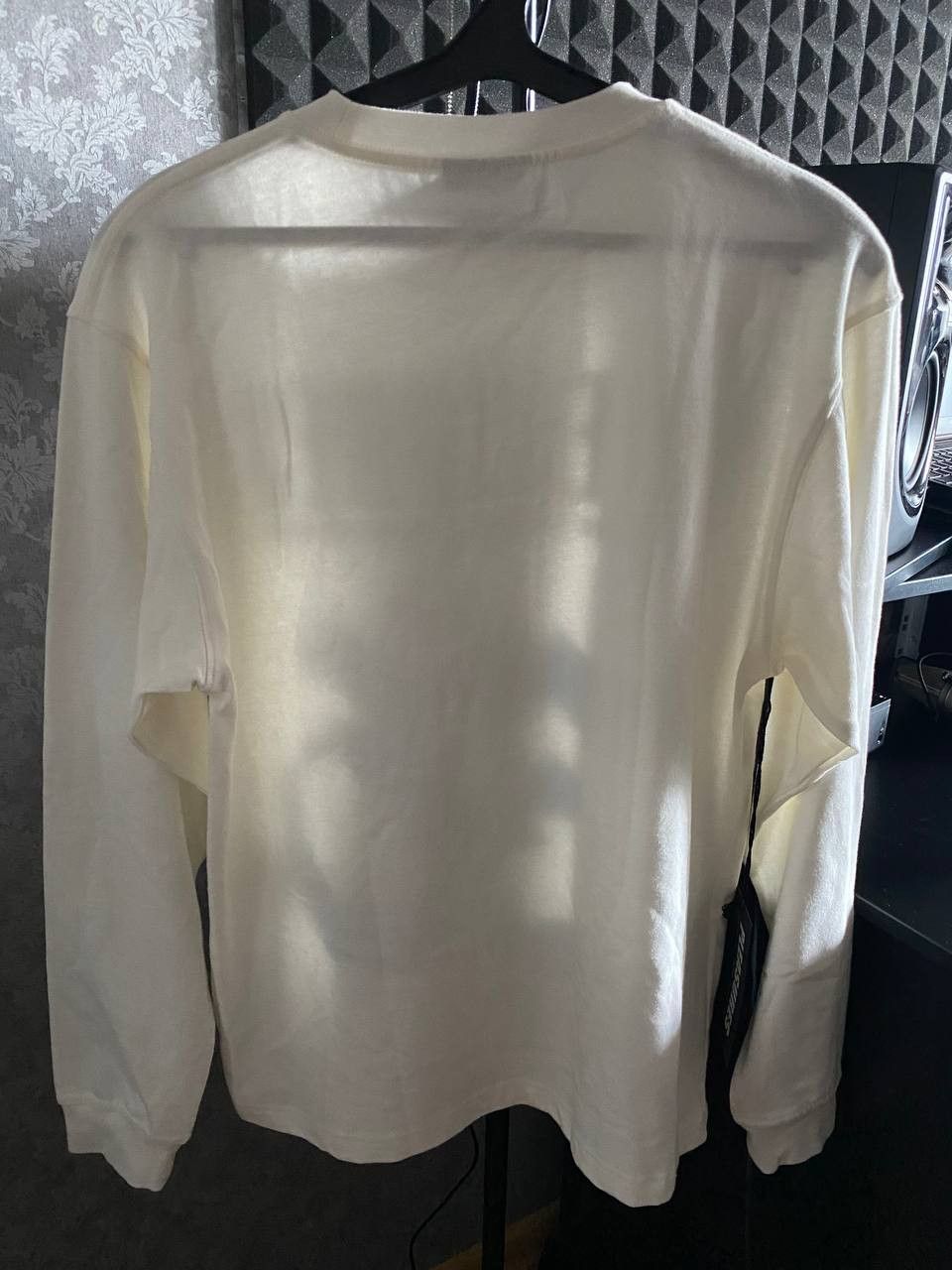 Pleasures Pleasures - Universe Longsleeve Size US M / EU 48-50 / 2 - 9 Thumbnail