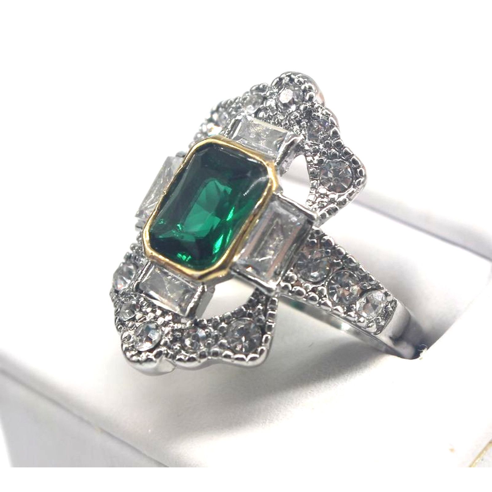 Other Elegant Faux Emerald Ring Round & Baguette Rhinestones •Sz 7 Size ONE SIZE - 3 Thumbnail