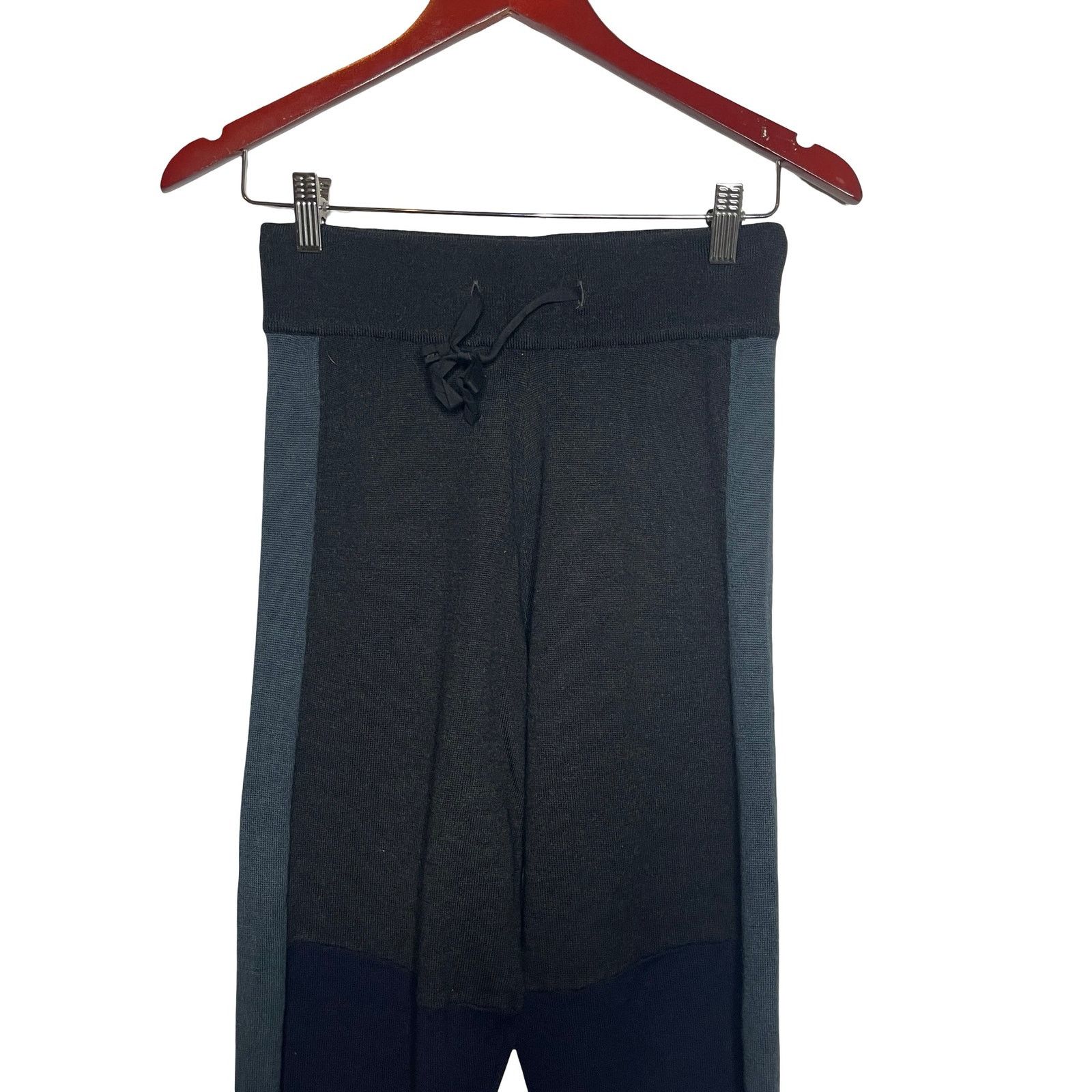 Maison Margiela MM6 Maison Margiela Color-block 100% Wool knit Sweat Pants Size 27" / US 4 / IT 40 - 4 Thumbnail