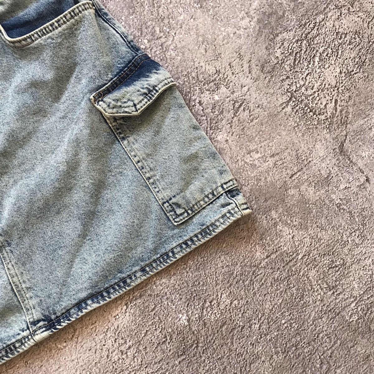 Vintage Vintage Y2K Cargo Skirt Distressed Streetwear Grunge Logo S Size 30" / US 8 / IT 44 - 3 Thumbnail