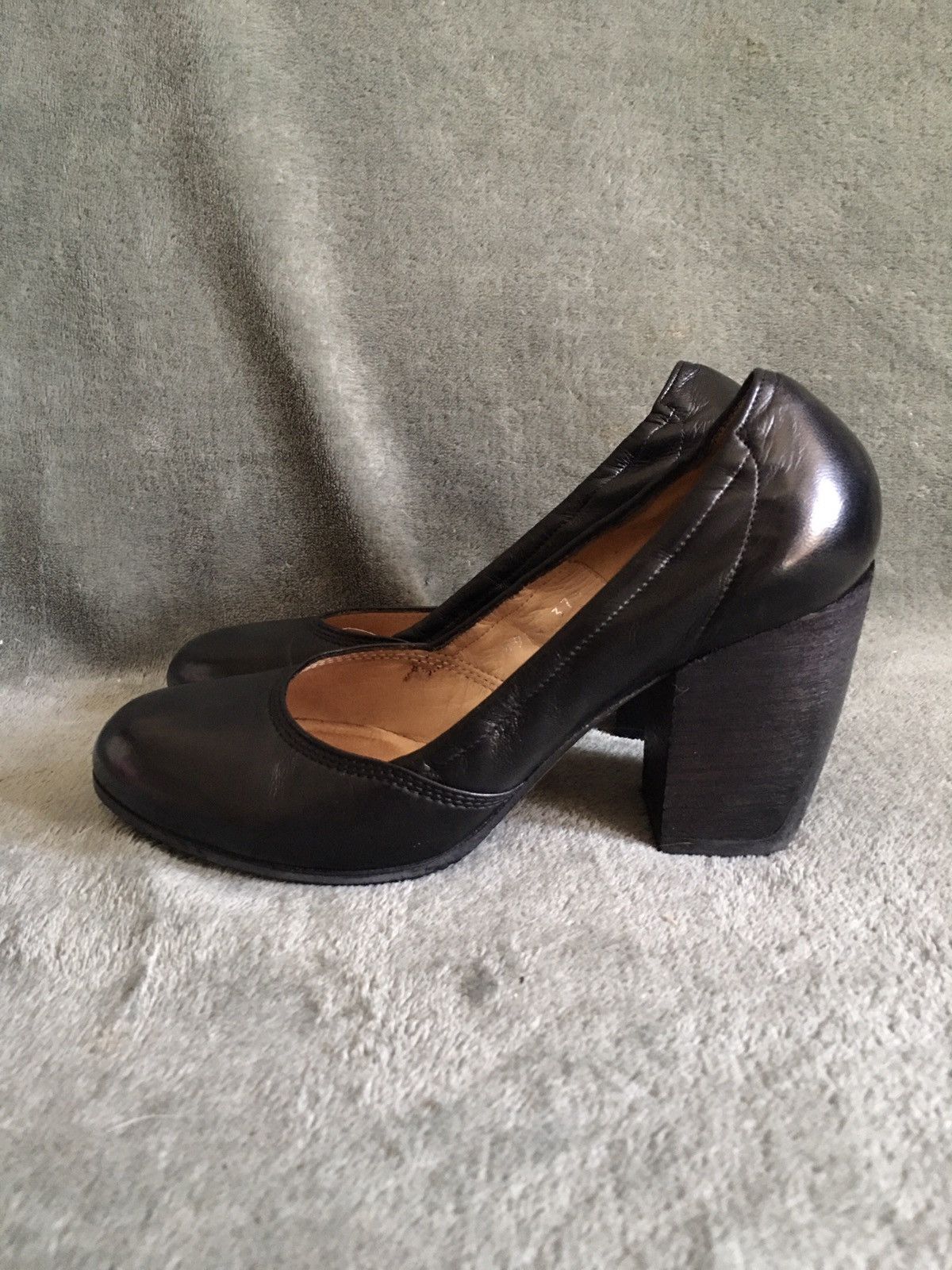 Dries Van Noten Dries Van Noten Black Leather Heels Size 37.5 Pump Heels Size US 7.5 / IT 37.5 - 1 Thumbnail