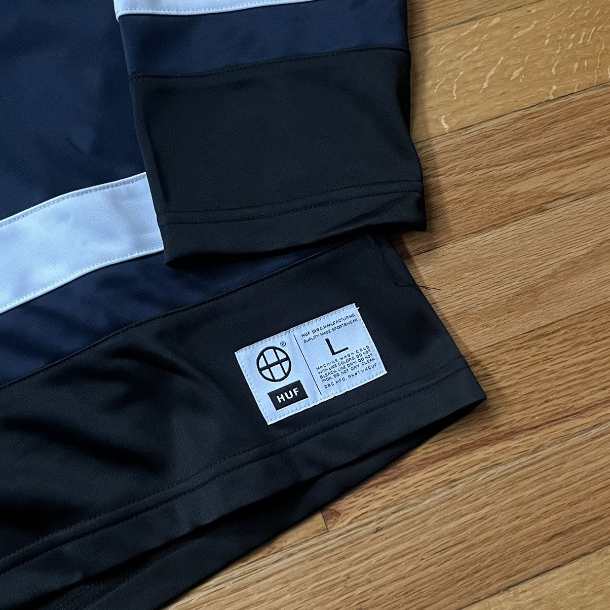 Huf HUF Hockey-Inspired Hoodie - Navy/Black - Size L Size US L / EU 52-54 / 3 - 5 Thumbnail