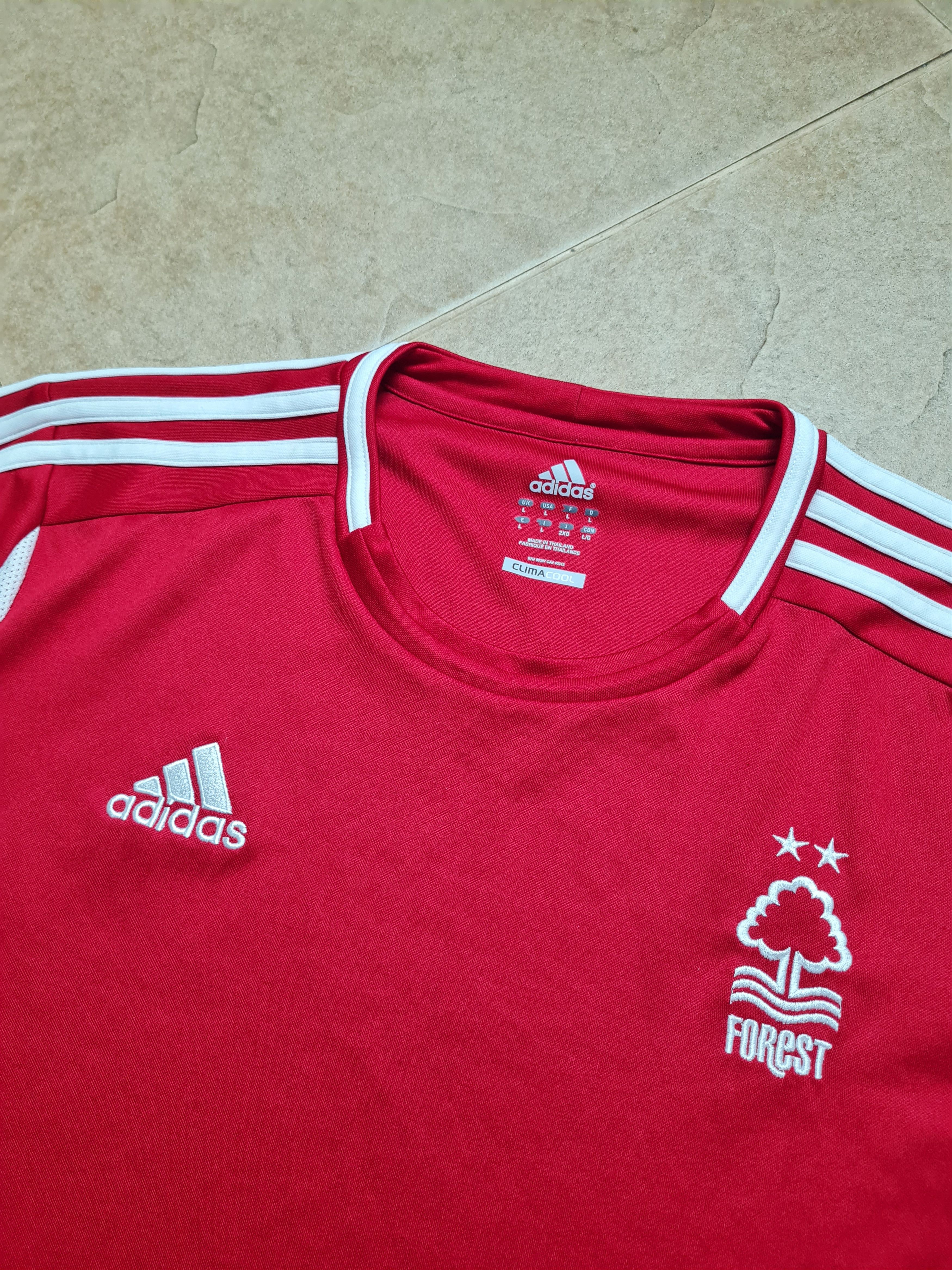 Adidas FOOTBALL SHIRT SOCCER JERSEY NOTTINGHAM FORESTADIDAS SIZE L Size US L / EU 52-54 / 3 - 9 Thumbnail