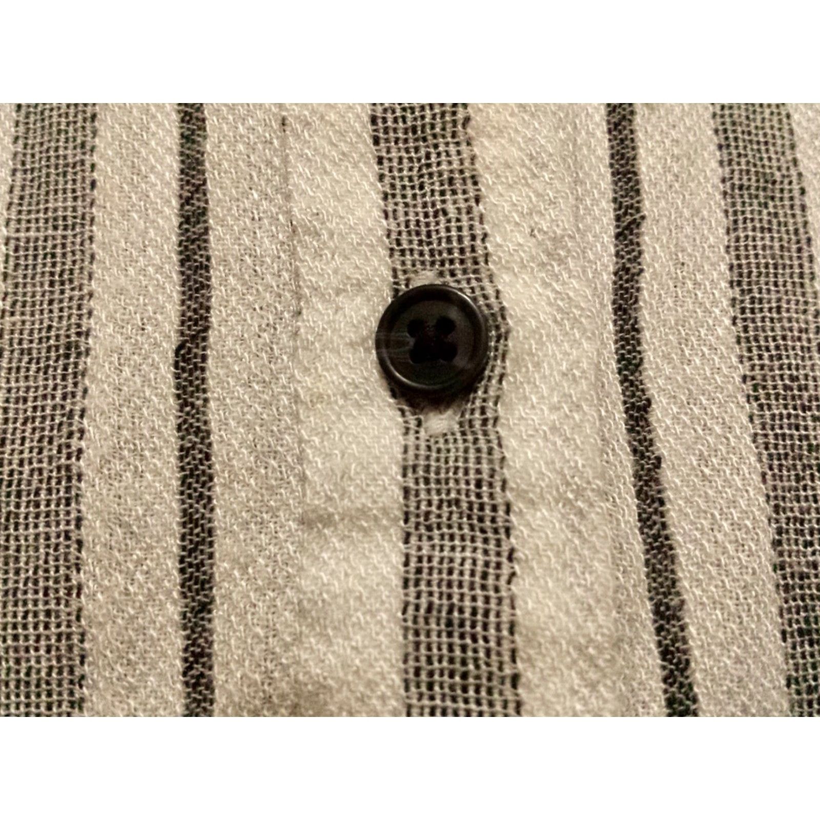 Lucky Brand Lucky Brand Shirt Womens Small Gray Striped Long Sleeve Button-Front Collared Cotton Viscose 44% Cotton 56% Viscose Casual Size S / US 4 / IT 40 - 4 Thumbnail