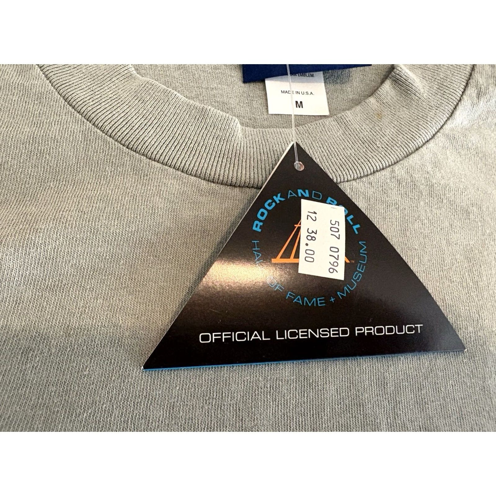 Vintage VINTAGE Oarsman T-Shirt Rock Hall of Fame USA 1990s 913 Green M Mens NWT Crew Neck Short Sleeve Cotton Limited Size US M / EU 48-50 / 2 - 3 Thumbnail