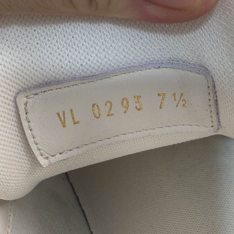 Louis Vuitton Louis Vuitton Trainer Colorful Low-Top Sneakers -2508 Size US 9.5 / IT 39.5 - 5 Thumbnail