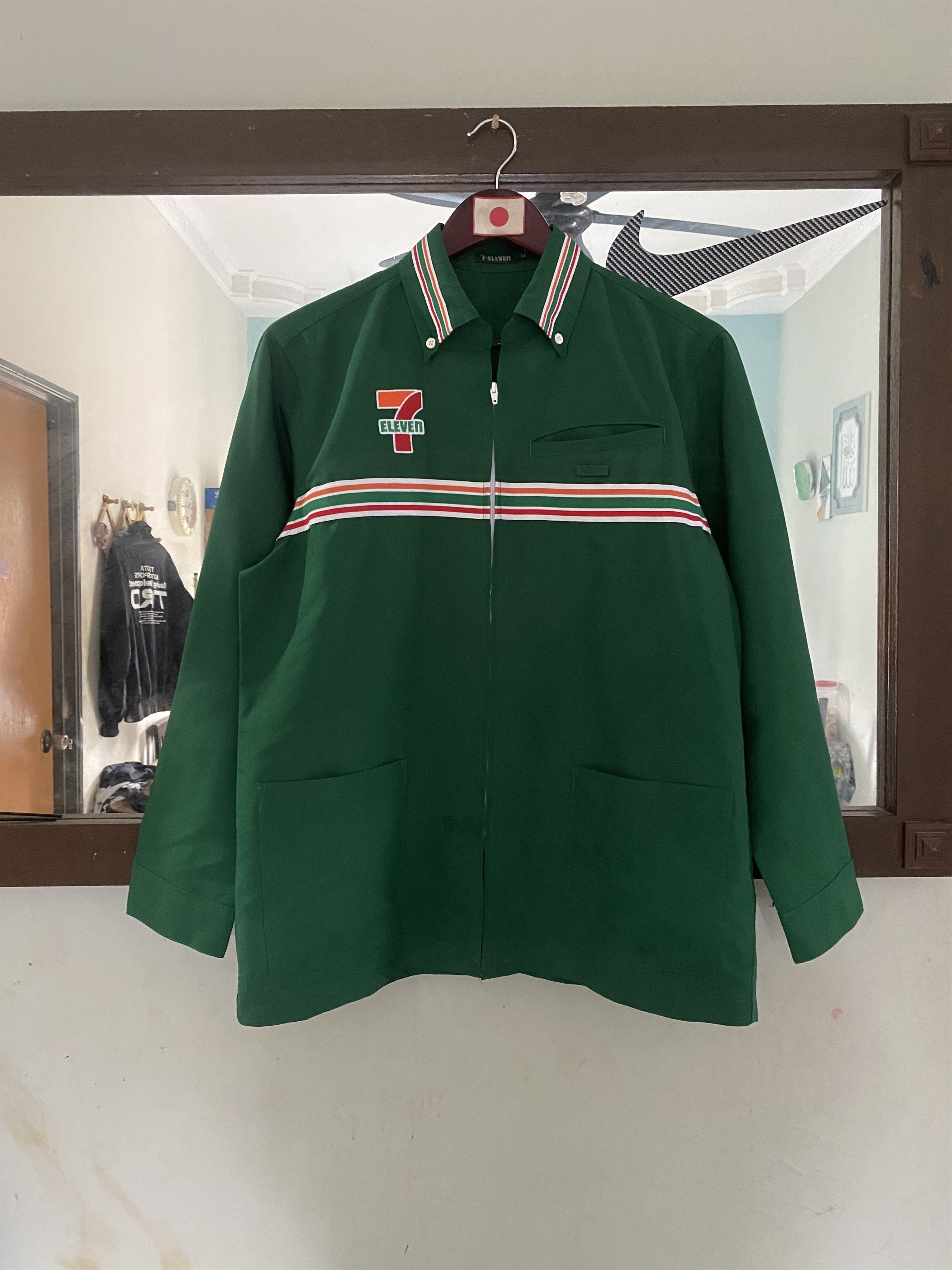 Japanese Brand × Vintage Vintage 7-Eleven Ziper Shirt M/L Size Size US M / EU 48-50 / 2 - 1 Thumbnail