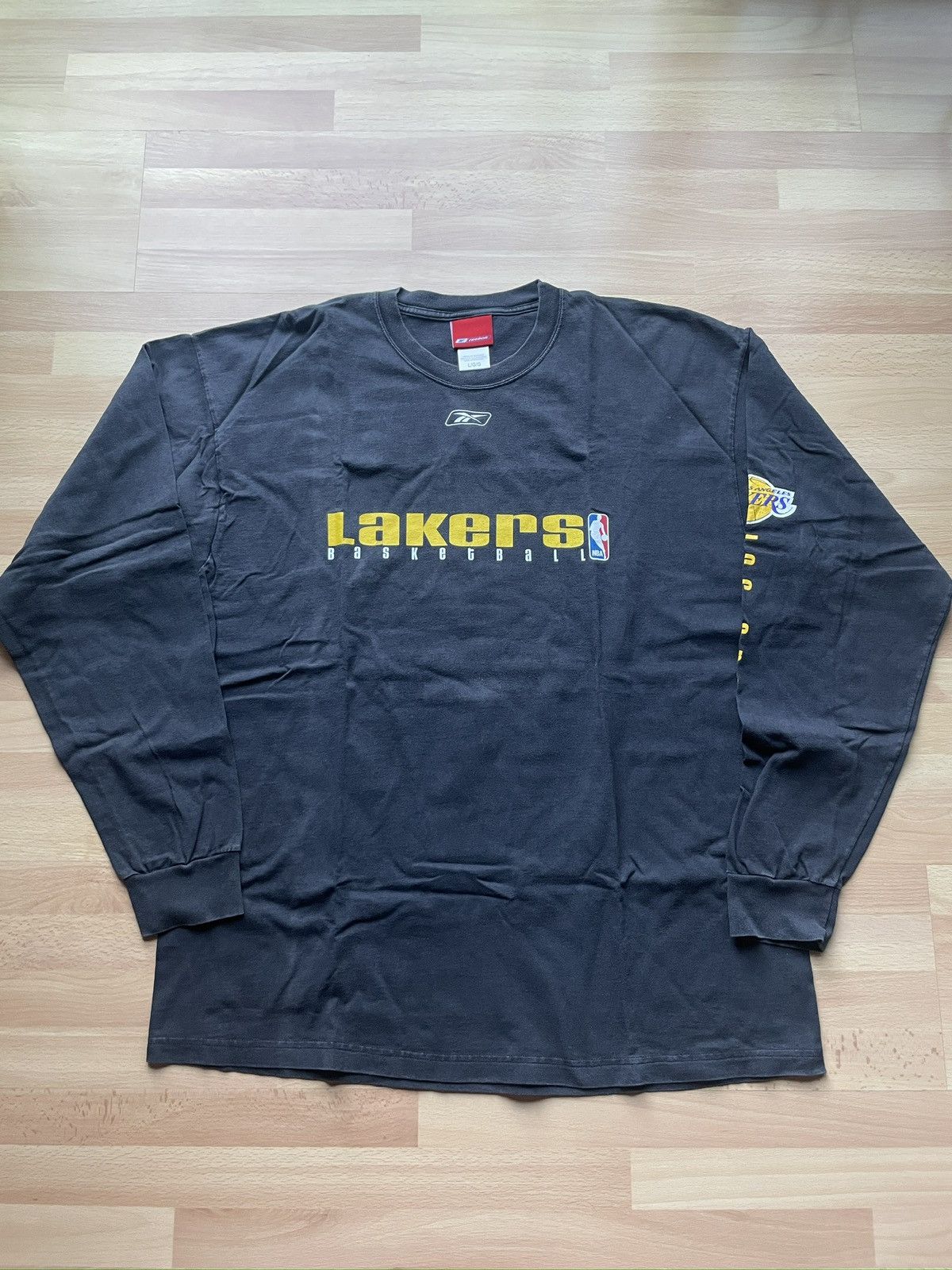 NBA × Reebok × Vintage Vintage Reebok x LA Lakers Warmup L/S Tee Size US L / EU 52-54 / 3 - 2 Thumbnail