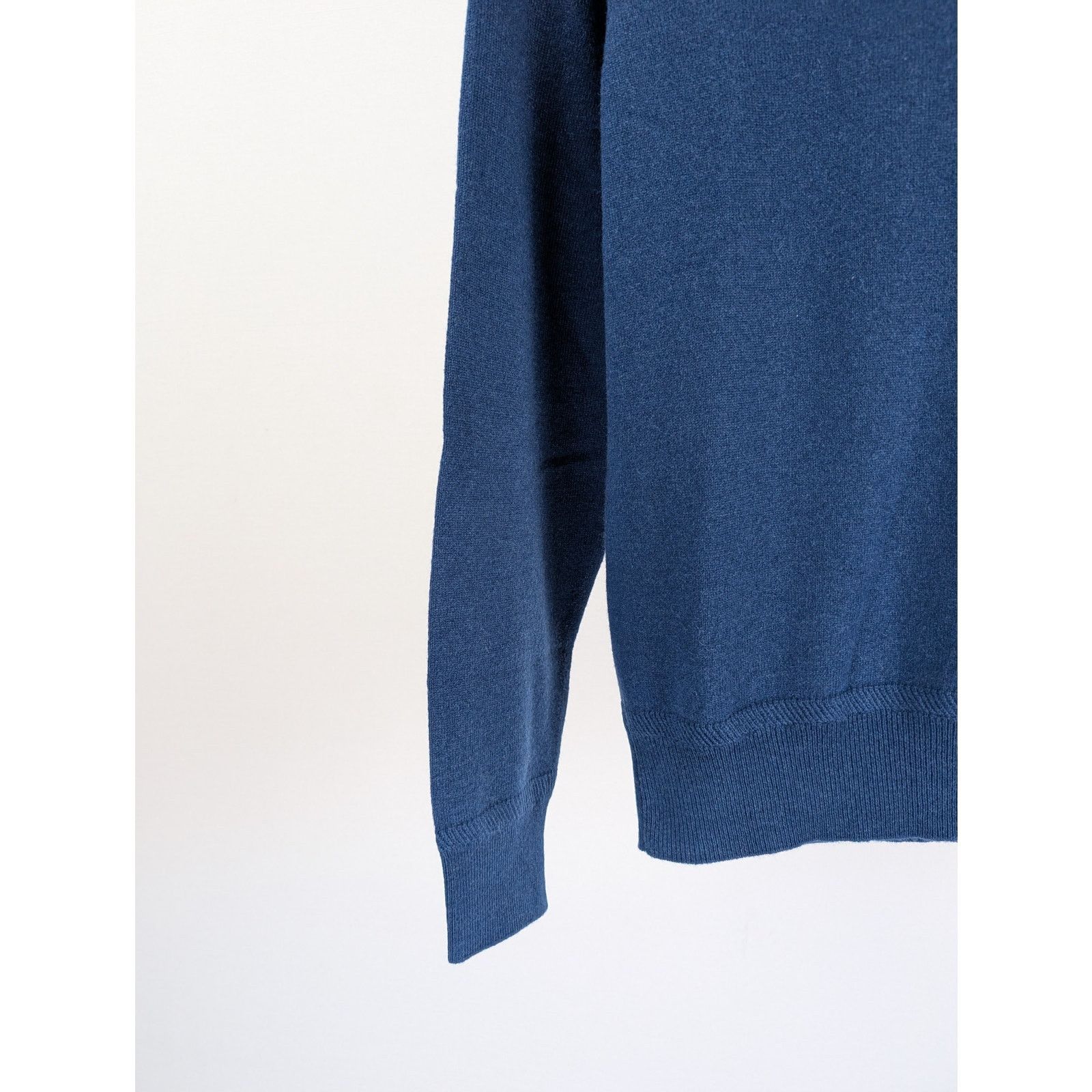 Tom Ford o1rshd1 V-Neck Turtle Neck Sweatshirt in Blue Size US M / EU 48-50 / 2 - 6 Thumbnail