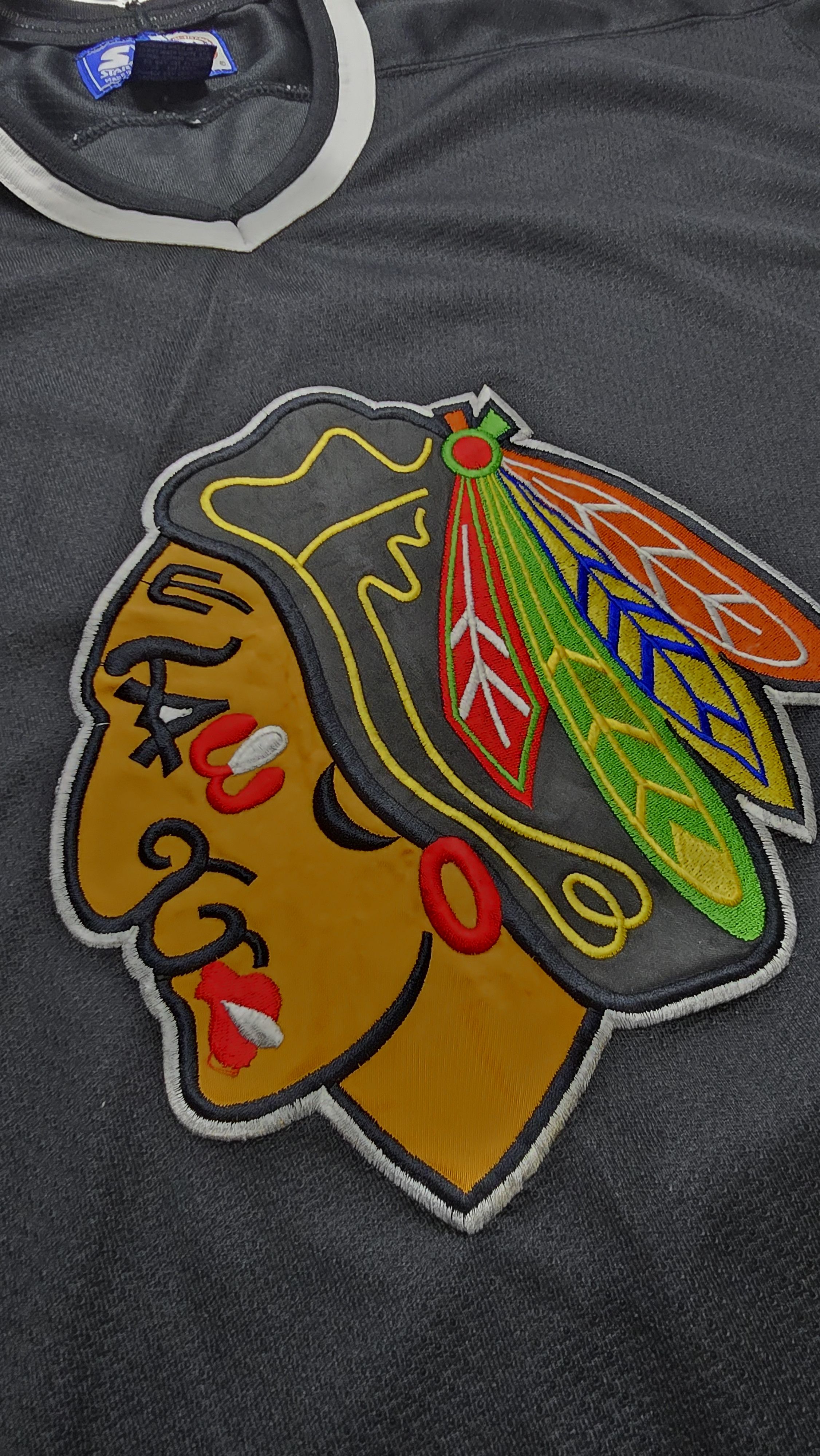 Starter Rare VTG Starter Chicago Blackhawks Ice Hockey NHL Jersey Size US L / EU 52-54 / 3 - 11 Thumbnail
