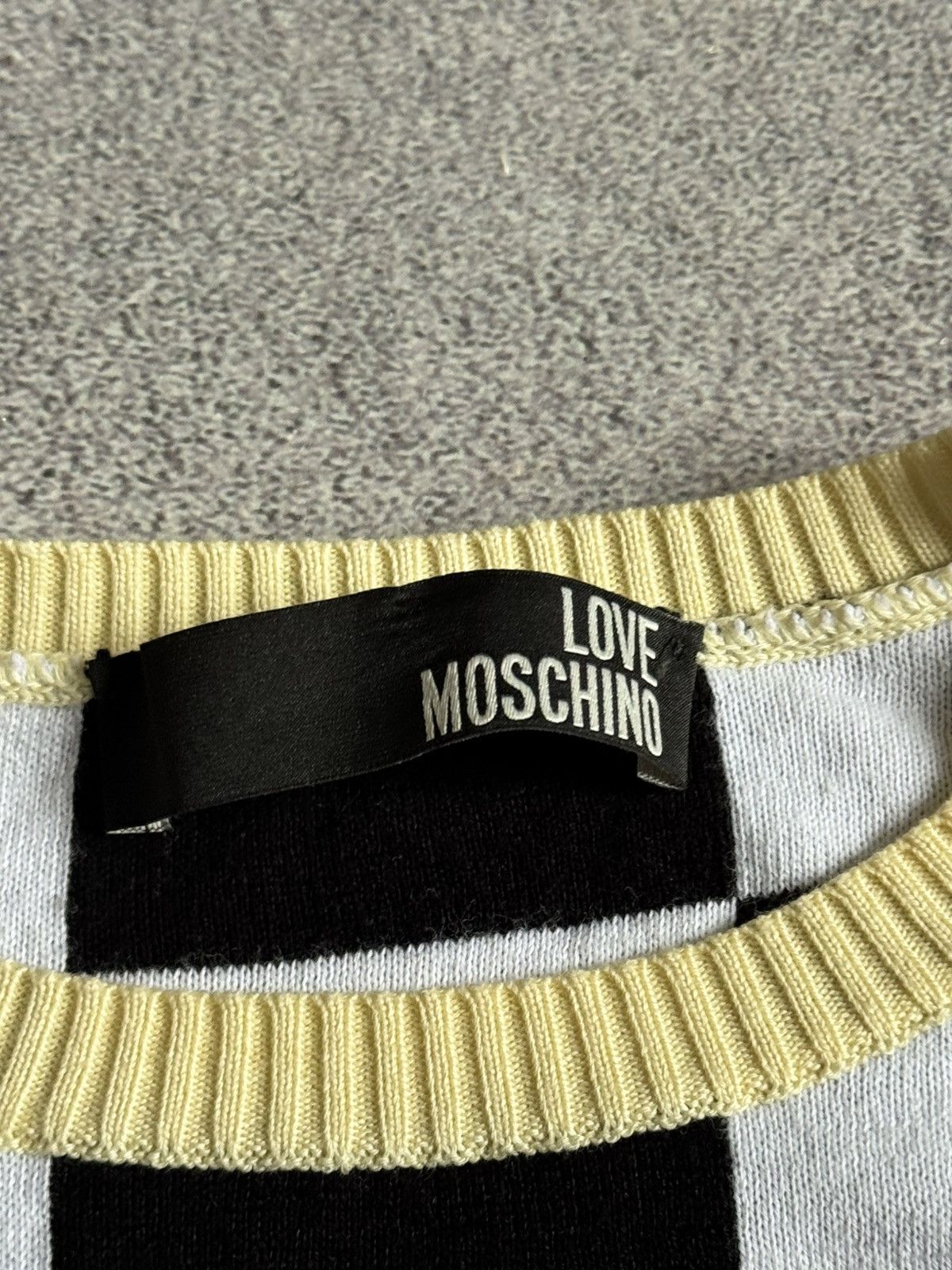 Love Moschino Love Moschino 36F/4USA/40I sweater jumper pullover knitwear Size S / US 4 / IT 40 - 7 Thumbnail