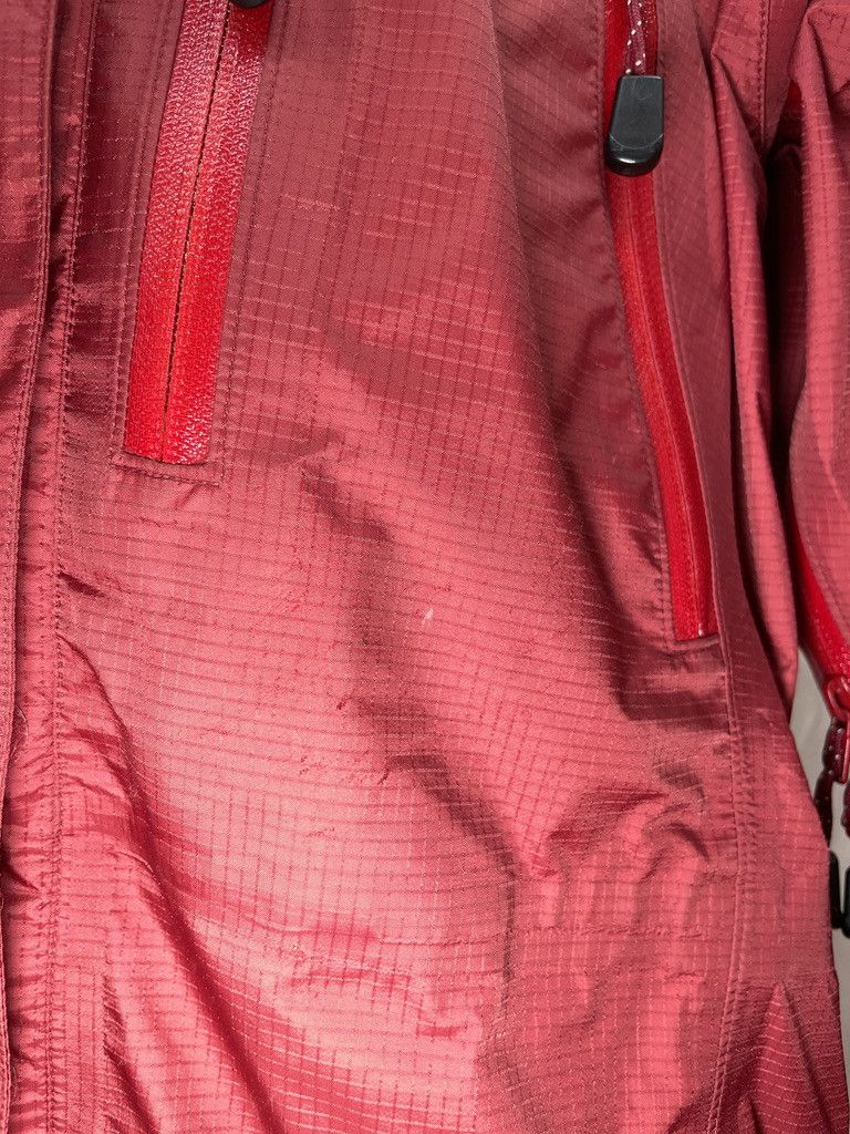 Arc'teryx ARCTERYX Theta AR 2003 Sangria Red Vintage Gore Tex Jacket Size US S / EU 44-46 / 1 - 5 Thumbnail