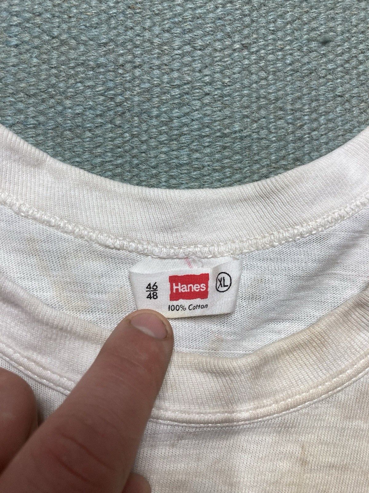 Vintage 60s blank white t shirt Hanes cropped tummy tee distress XL Size US XL / EU 56 / 4 - 6 Thumbnail