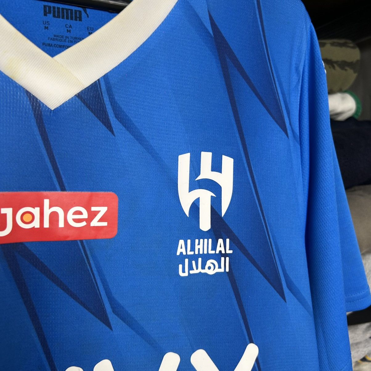 Puma Mens Puma Alhilal Neymar Jr 10 home 2023 soccer hersey Size US M / EU 48-50 / 2 - 4 Thumbnail