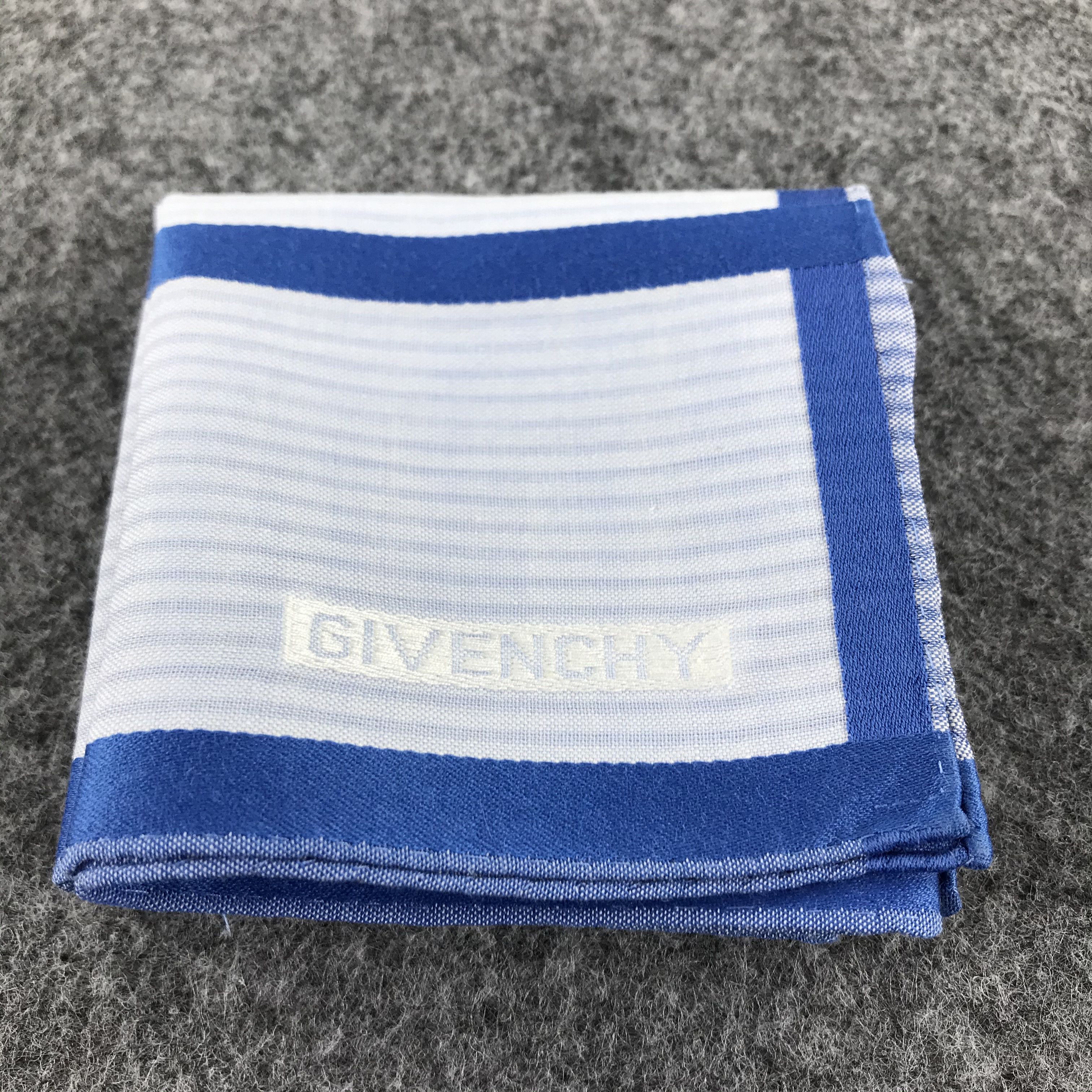 Givenchy Givenchy Handkerchief Neckerchief Bandana H189 Size ONE SIZE - 8 Thumbnail