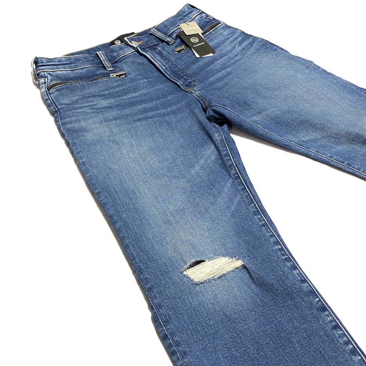 Japanese Brand × Jun Takahashi × Undercover Undercover × GU Slim Damage Jeans Blue Size L Size US 34 / EU 50 - 3 Thumbnail
