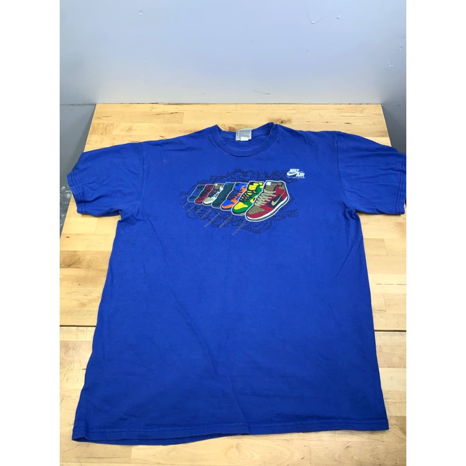 Nike VINTAGE Nike Sportswear High Top Dunks Promo Shirt XL Blue Logo T-Shirt Men Short Sleeve Crew Neck Retro Y2K Sports 90s Distress Nike Air Size US XL / EU 56 / 4 - 5 Thumbnail