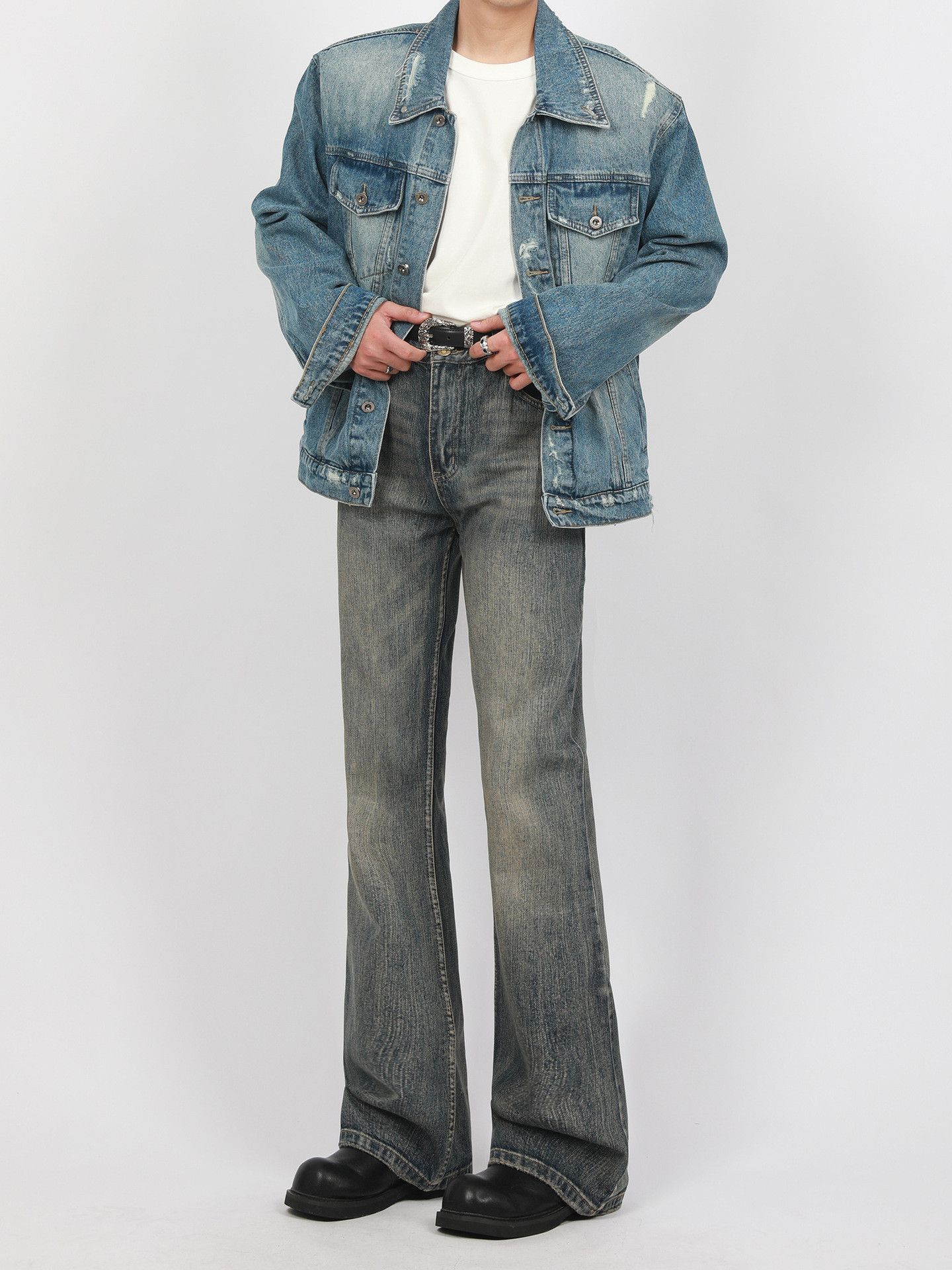 Japanese Brand × Vintage Flared Jeans Solid Blue Colour Size US 29 - 2 Thumbnail