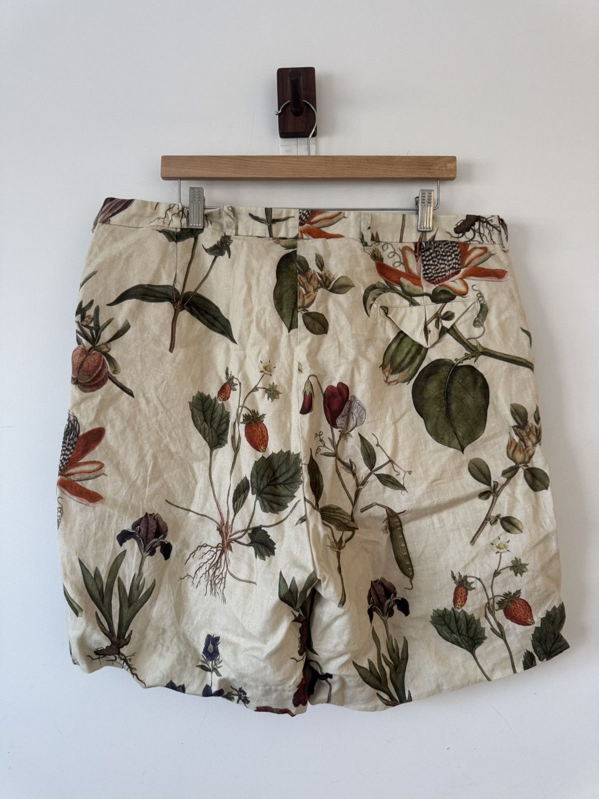 Paul Harnden Shoemakers Flower printed Shorts Size US 36 / EU 52 - 2 Thumbnail