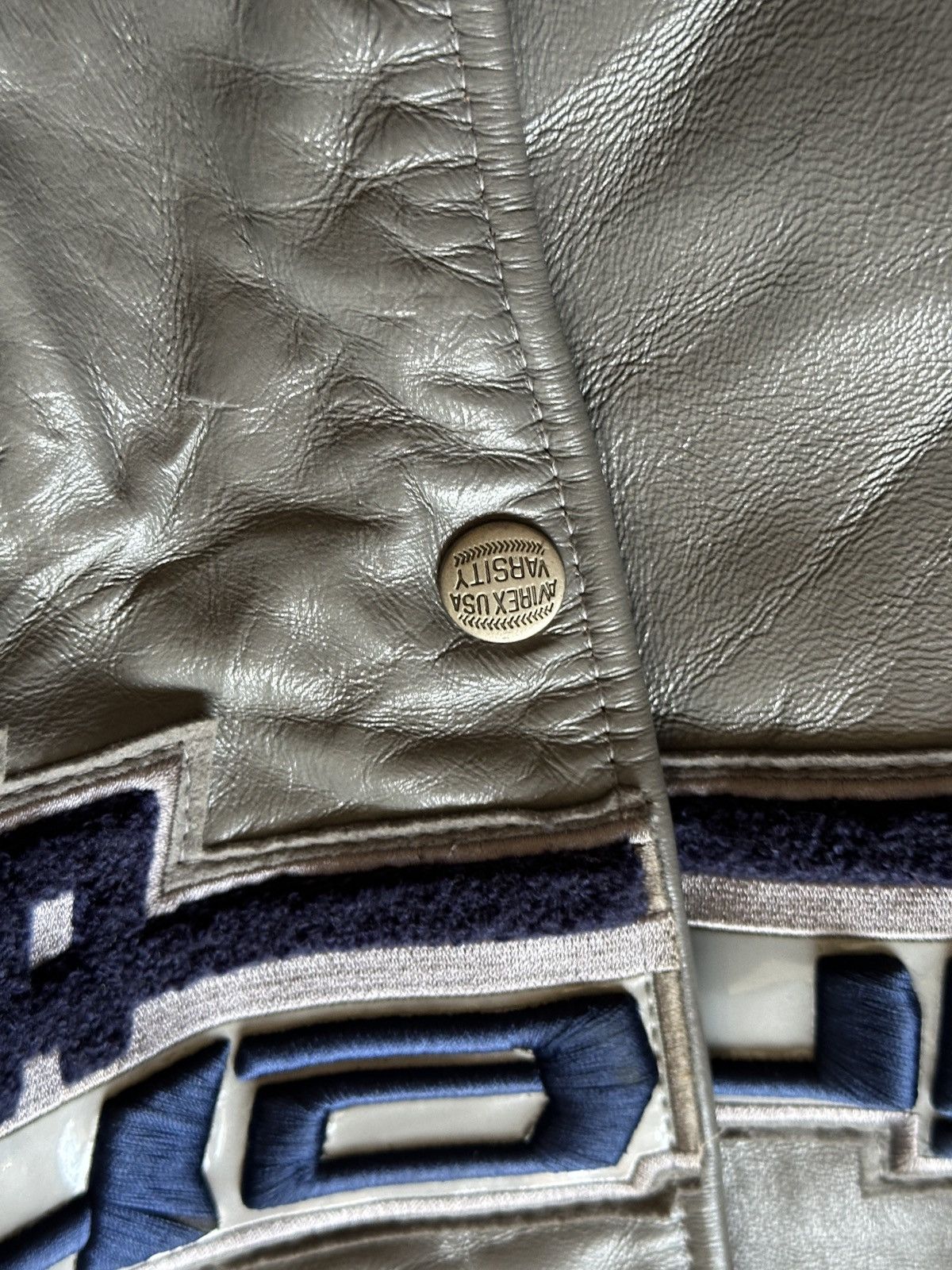 Avirex × Vintage 1990s Avirex Spirit of American Leather Varsity Jacket Size US XL / EU 56 / 4 - 4 Thumbnail