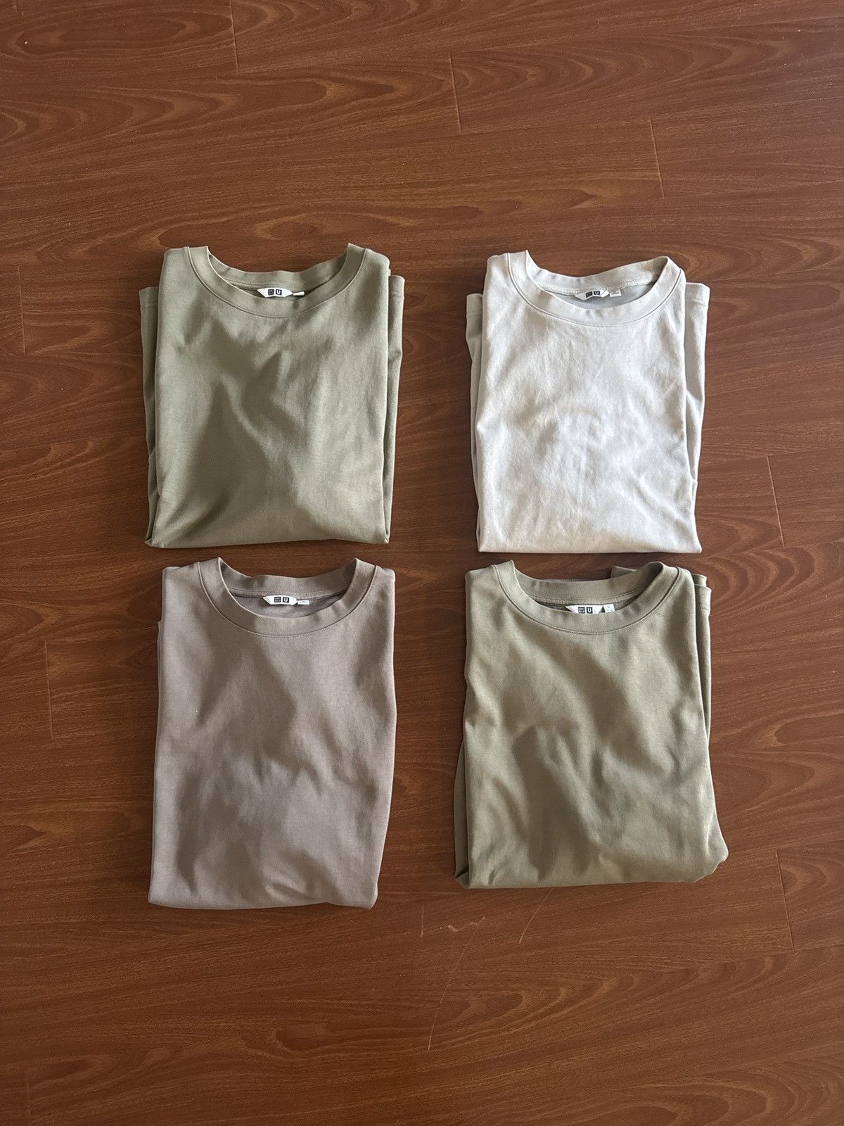 Uniqlo Lot of 4 Uniqlo AIRism Cotton Oversized T-Shirt Half-Sleeve Size US XL / EU 56 / 4 - 1 Thumbnail