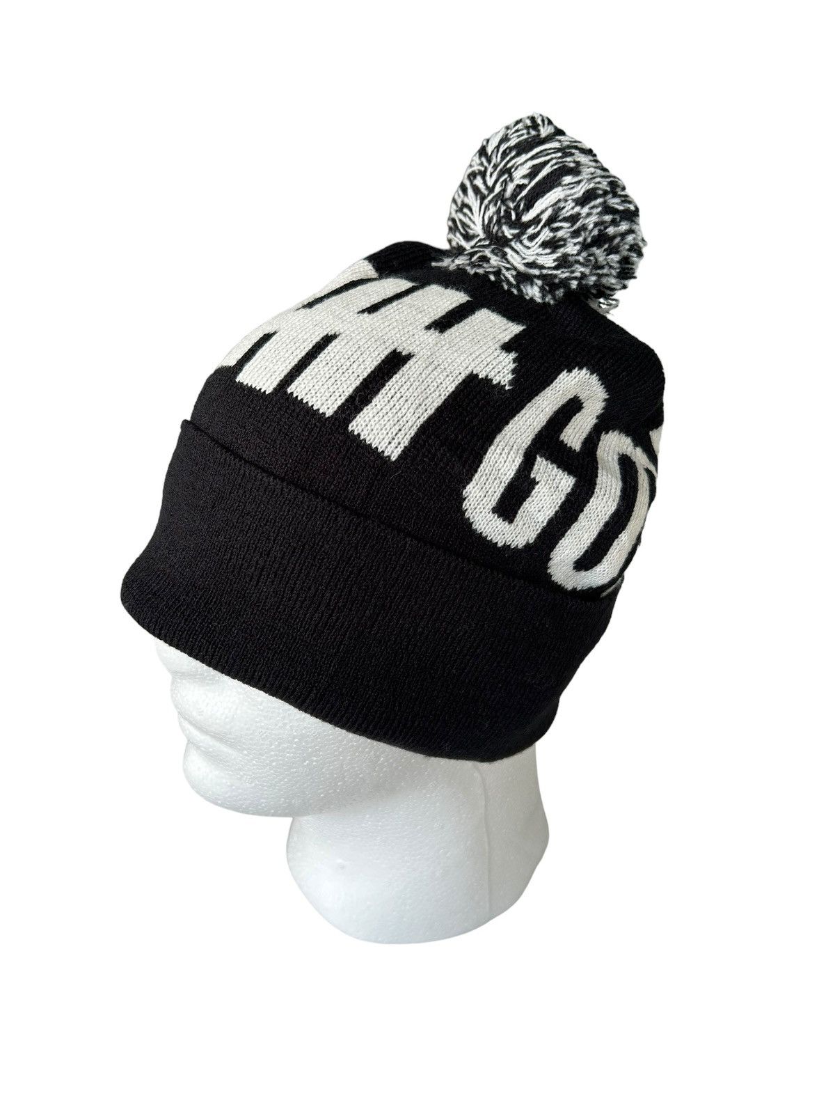 Undefeated UNDEFEATED UNDFTD Big Logo Beanie Hat🔥🔥 Size ONE SIZE - 5 Thumbnail