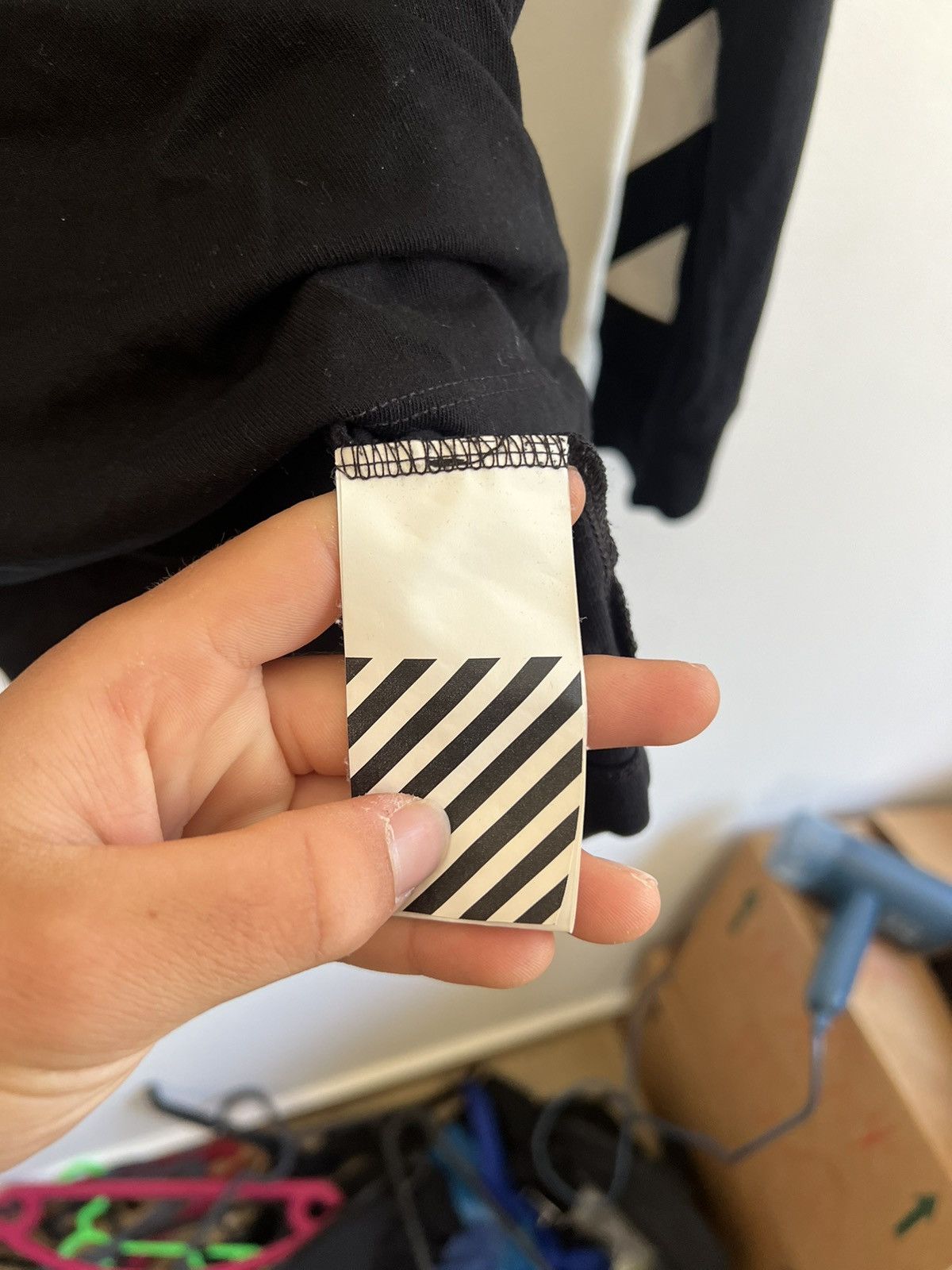 Off-White Off white Hand Card Long Sleeve TEE Size US S / EU 44-46 / 1 - 10 Thumbnail