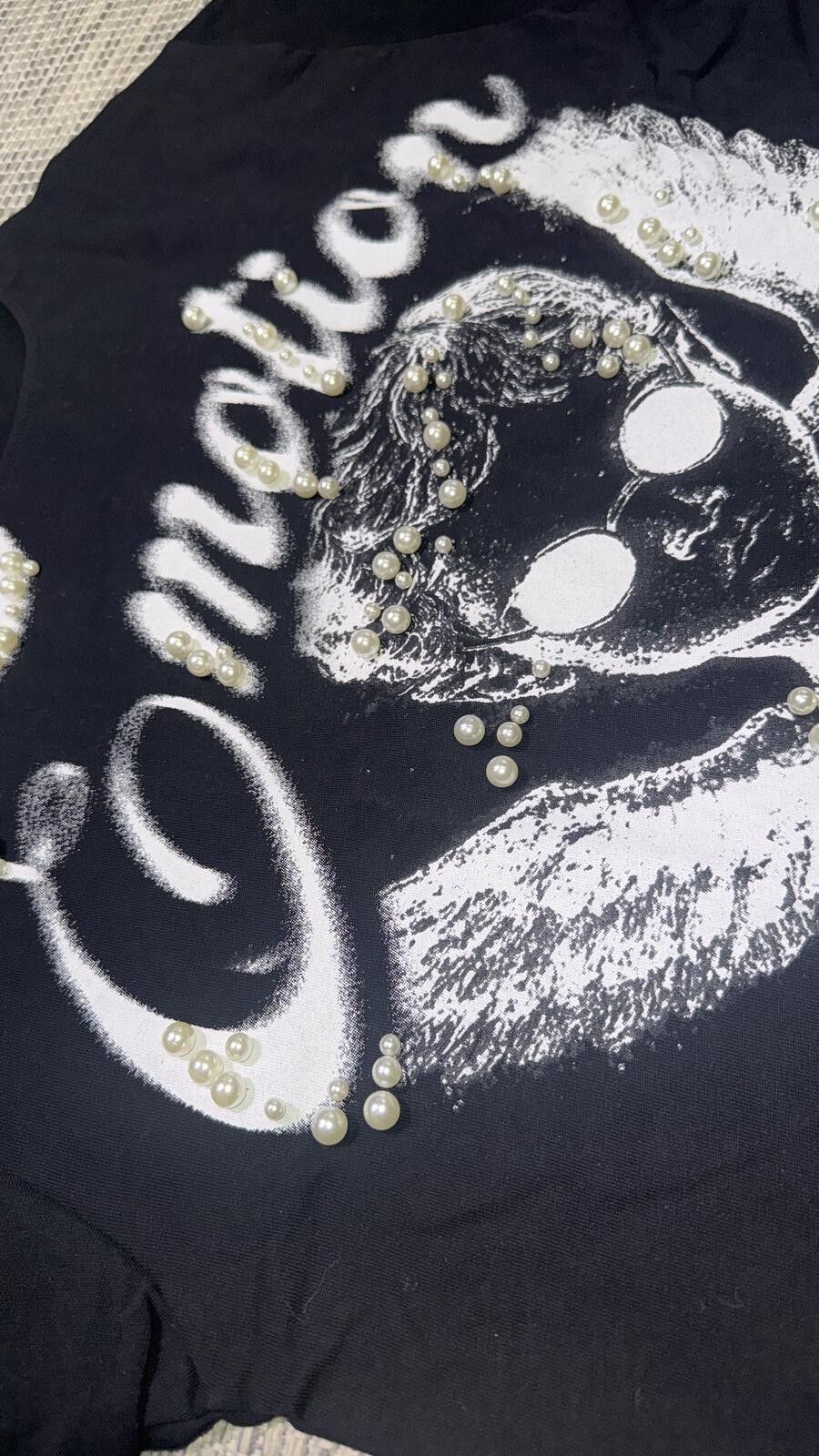 Other Mixed Emotion Black Pearl Cropped Tee Size US L / EU 52-54 / 3 - 2 Thumbnail