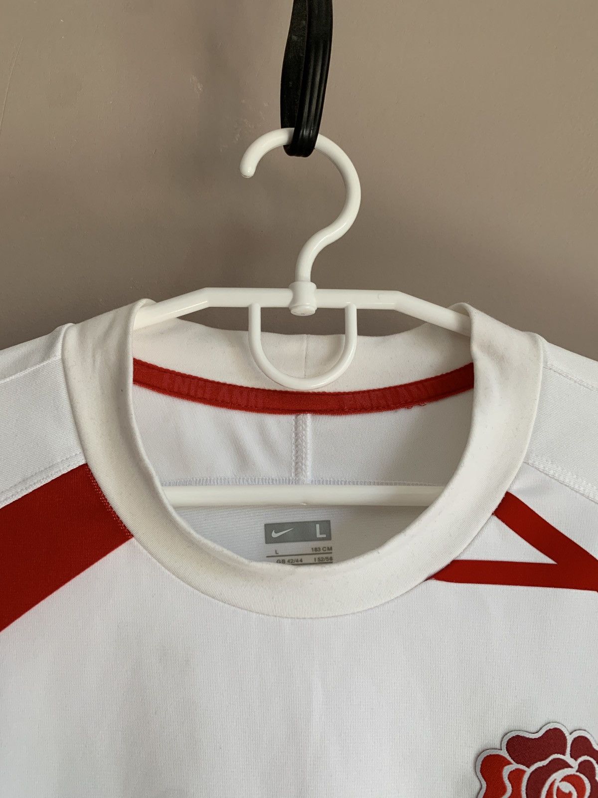Nike England 2007 Home Rugby Union Shirt Nike Jersey Vintage Sz L Size US L / EU 52-54 / 3 - 7 Thumbnail