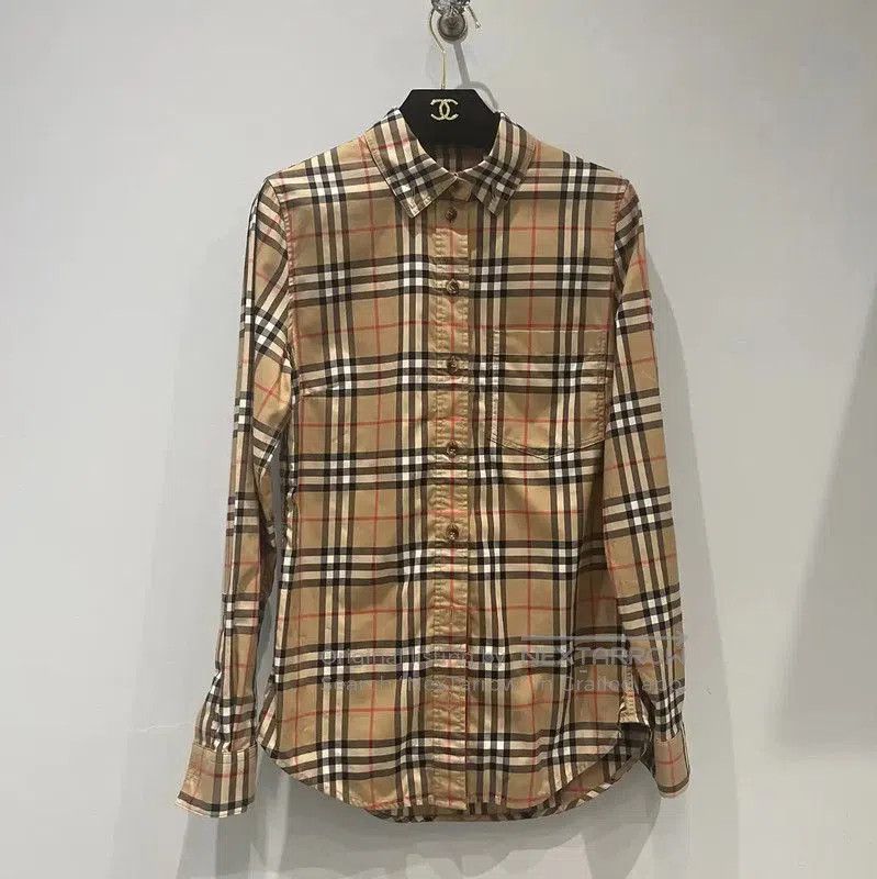 Burberry Burberry Khaki Cotton Blend Long Sleeve Shirt. Size S / US 4 / IT 40 - 1 Thumbnail