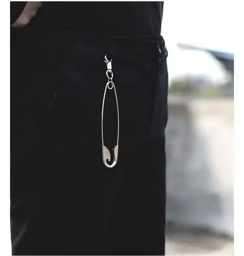 Other Mayuzumi x Mirai Pin Shape Key Chain Size ONE SIZE - 3 Thumbnail